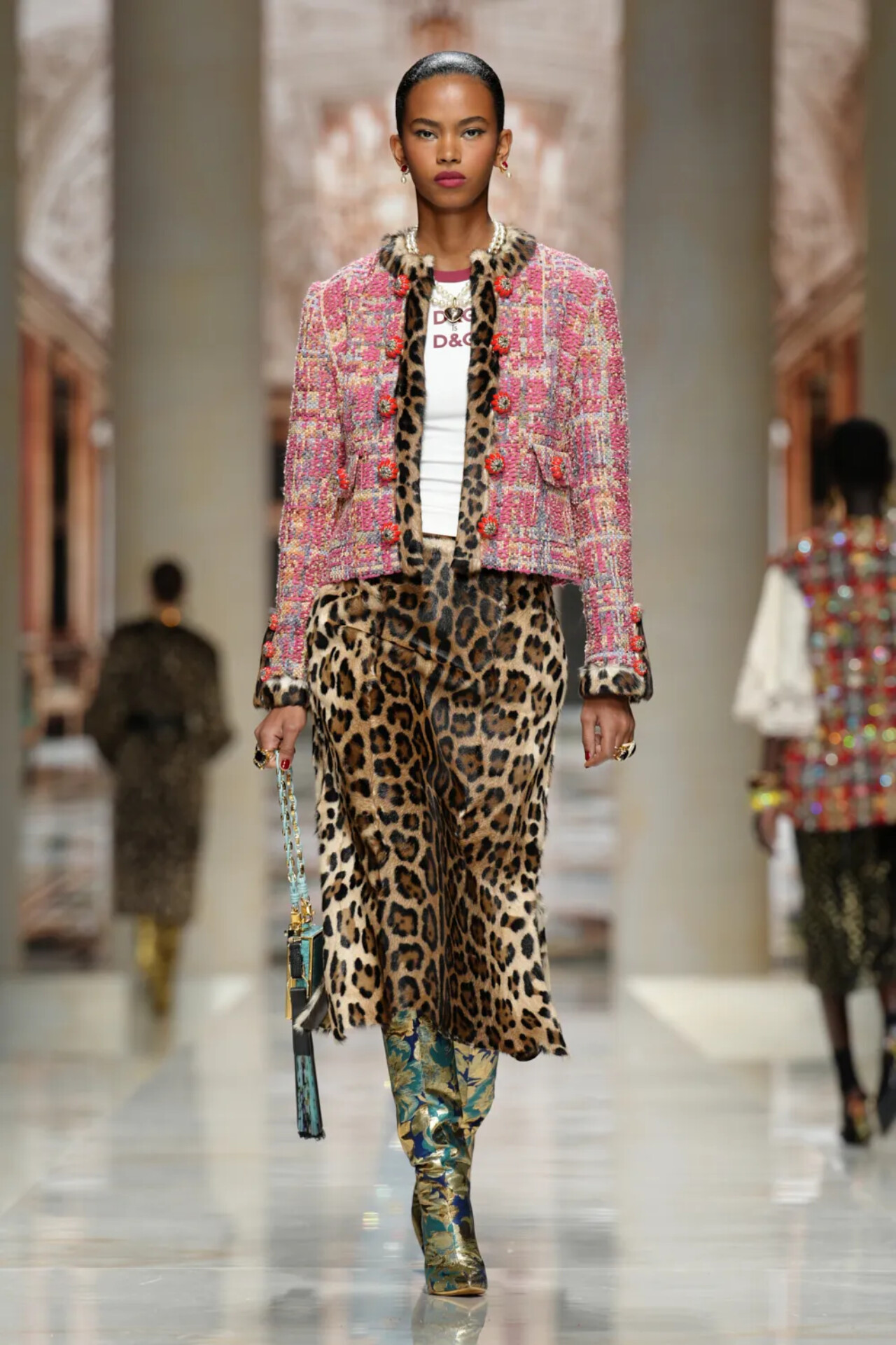 DOLCE&GABBANA SS27: SICILY IS NO LONGER A PLACE, IT’S A MEMORY Vanity Teen DOLCE&GABBANA SS27: SICILY IS NO LONGER A PLACE, IT’S A MEMORY DOLCE&GABBANA SS27: SICILY IS NO LONGER A PLACE, IT’S A MEMORY Vanity Teen