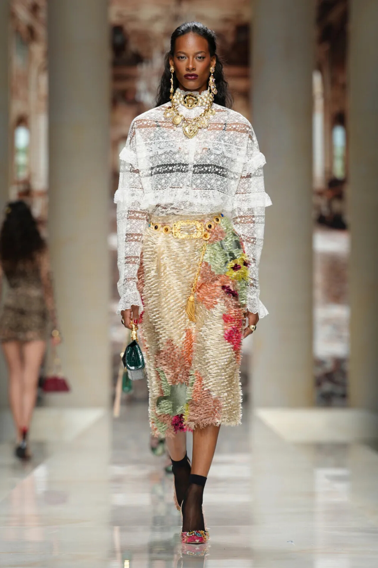 DOLCE&GABBANA SS27: SICILY IS NO LONGER A PLACE, IT’S A MEMORY Vanity Teen DOLCE&GABBANA SS27: SICILY IS NO LONGER A PLACE, IT’S A MEMORY DOLCE&GABBANA SS27: SICILY IS NO LONGER A PLACE, IT’S A MEMORY Vanity Teen