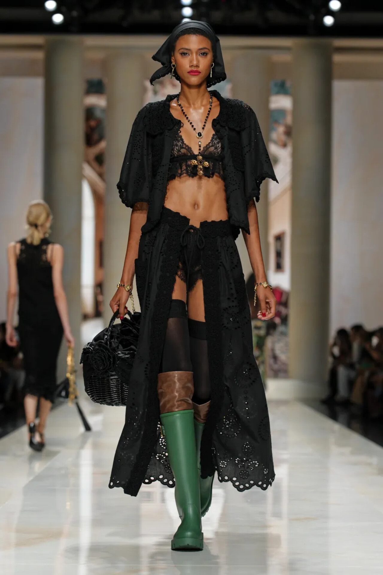 DOLCE&GABBANA SS27: SICILY IS NO LONGER A PLACE, IT’S A MEMORY Vanity Teen DOLCE&GABBANA SS27: SICILY IS NO LONGER A PLACE, IT’S A MEMORY DOLCE&GABBANA SS27: SICILY IS NO LONGER A PLACE, IT’S A MEMORY Vanity Teen