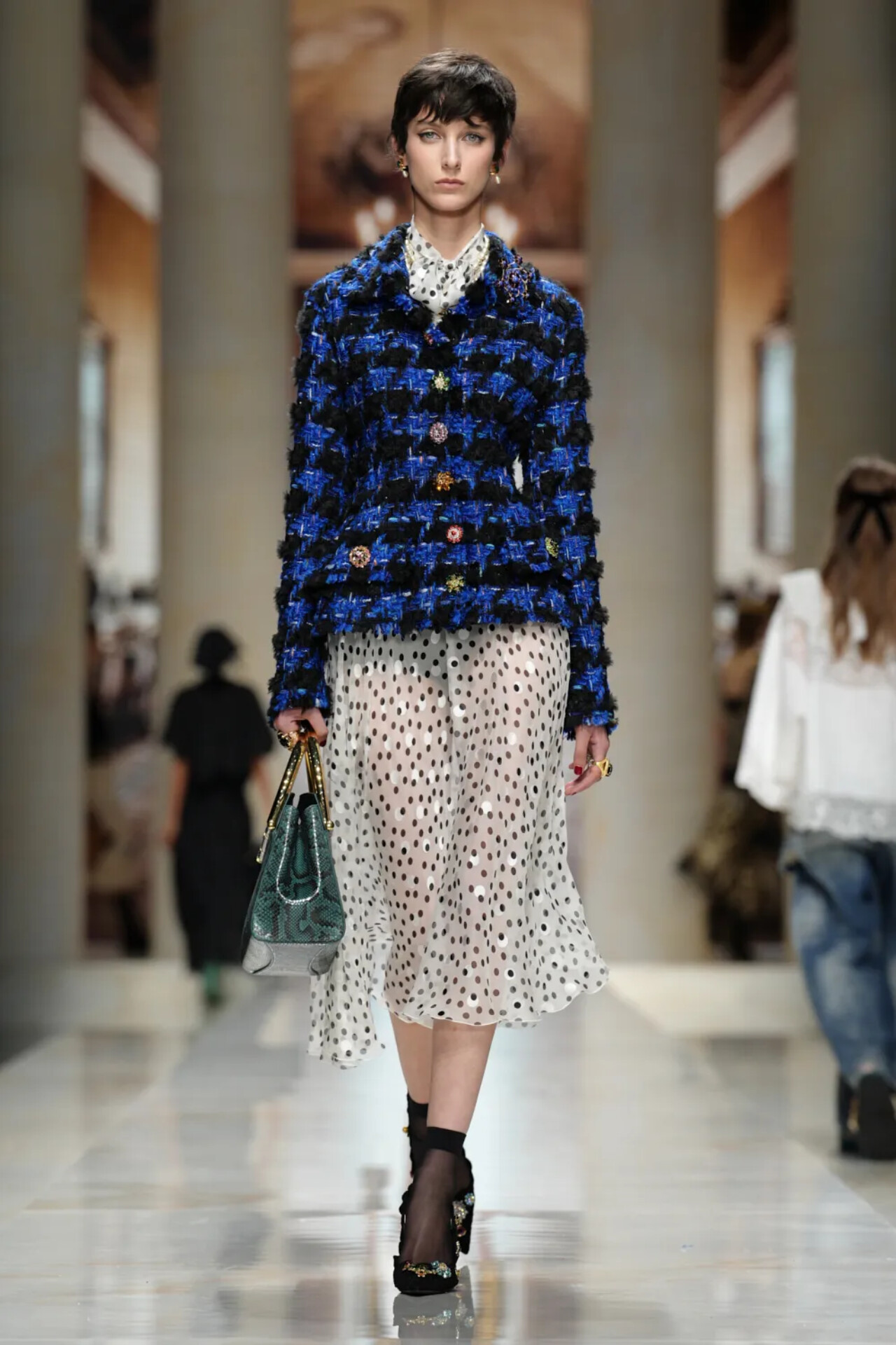 DOLCE&GABBANA SS27: SICILY IS NO LONGER A PLACE, IT’S A MEMORY Vanity Teen DOLCE&GABBANA SS27: SICILY IS NO LONGER A PLACE, IT’S A MEMORY DOLCE&GABBANA SS27: SICILY IS NO LONGER A PLACE, IT’S A MEMORY Vanity Teen