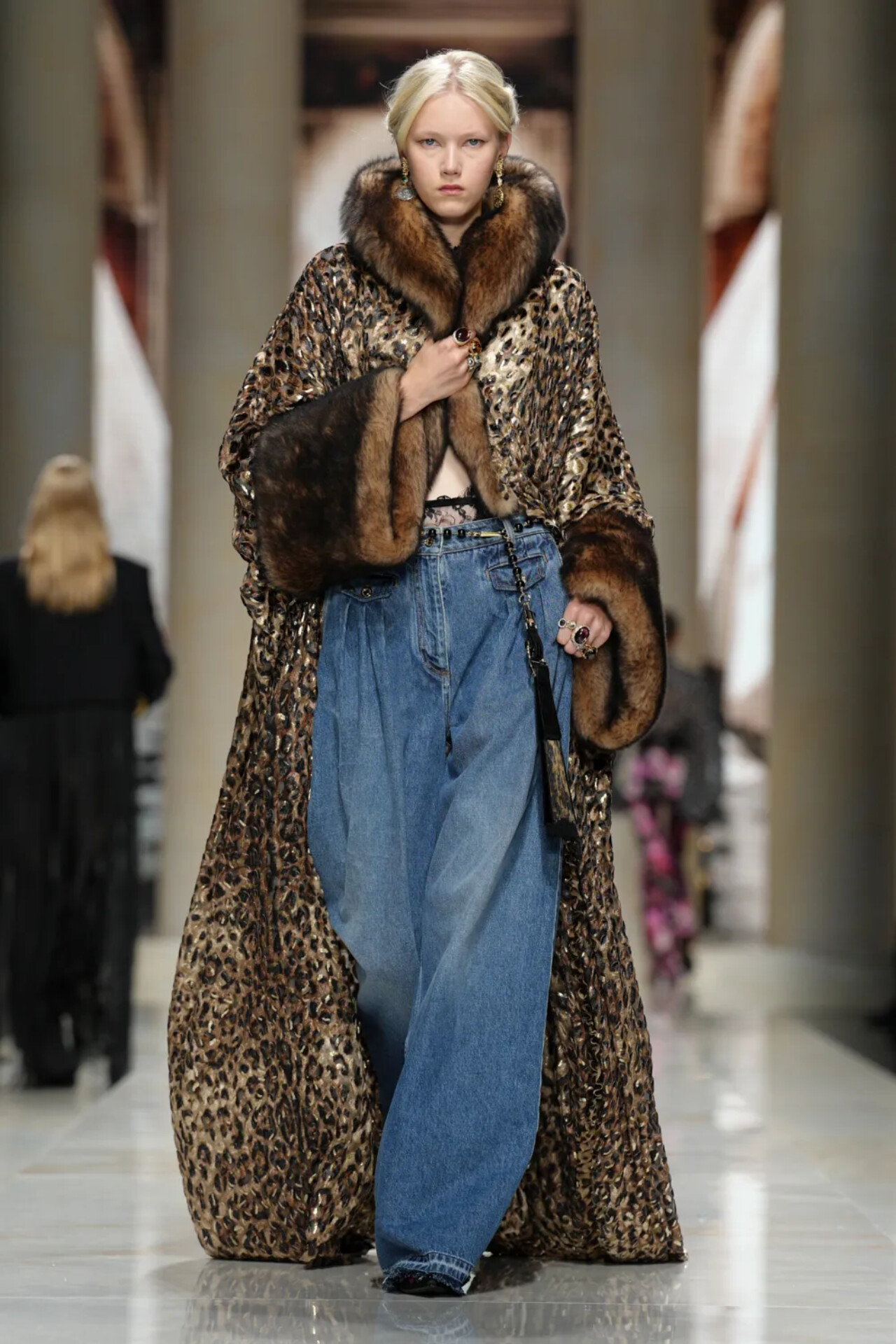 DOLCE&GABBANA SS27: SICILY IS NO LONGER A PLACE, IT’S A MEMORY Vanity Teen DOLCE&GABBANA SS27: SICILY IS NO LONGER A PLACE, IT’S A MEMORY DOLCE&GABBANA SS27: SICILY IS NO LONGER A PLACE, IT’S A MEMORY Vanity Teen