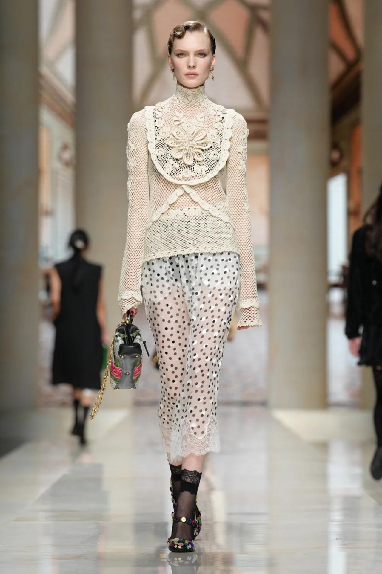 DOLCE&GABBANA SS27: SICILY IS NO LONGER A PLACE, IT’S A MEMORY Vanity Teen DOLCE&GABBANA SS27: SICILY IS NO LONGER A PLACE, IT’S A MEMORY DOLCE&GABBANA SS27: SICILY IS NO LONGER A PLACE, IT’S A MEMORY Vanity Teen