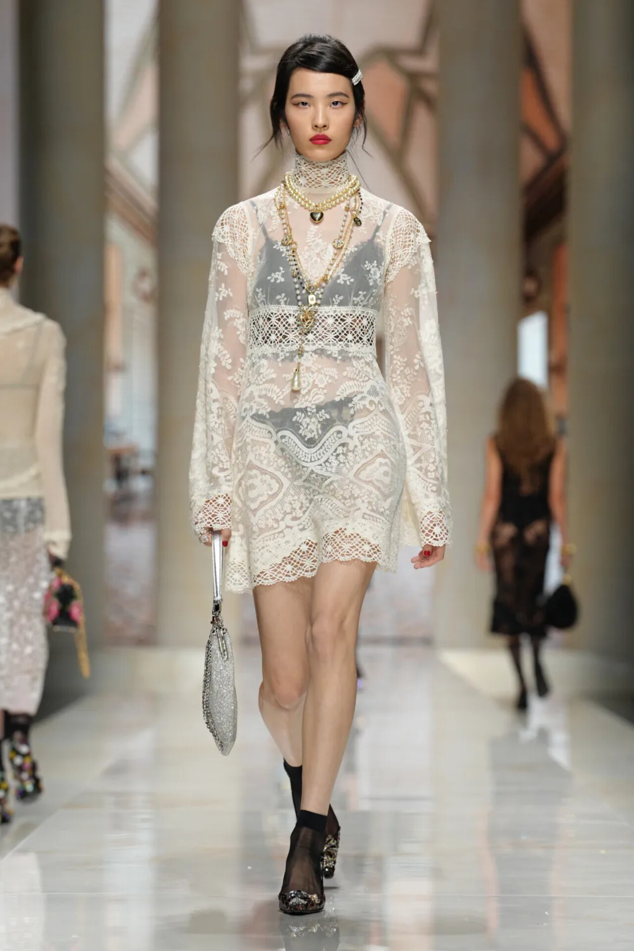 DOLCE&GABBANA SS27: SICILY IS NO LONGER A PLACE, IT’S A MEMORY Vanity Teen DOLCE&GABBANA SS27: SICILY IS NO LONGER A PLACE, IT’S A MEMORY DOLCE&GABBANA SS27: SICILY IS NO LONGER A PLACE, IT’S A MEMORY Vanity Teen