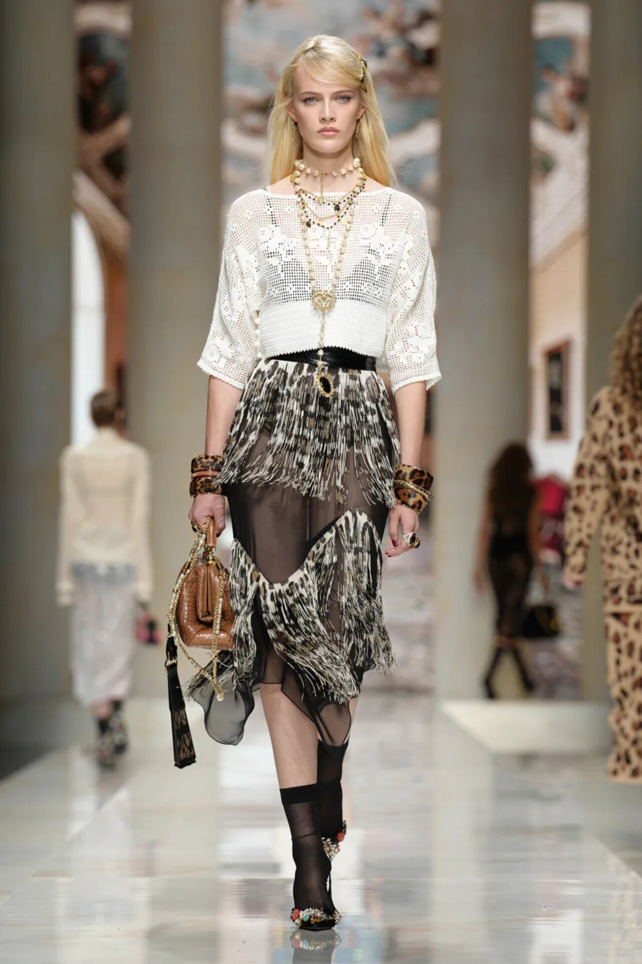 DOLCE&GABBANA SS27: SICILY IS NO LONGER A PLACE, IT’S A MEMORY Vanity Teen DOLCE&GABBANA SS27: SICILY IS NO LONGER A PLACE, IT’S A MEMORY DOLCE&GABBANA SS27: SICILY IS NO LONGER A PLACE, IT’S A MEMORY Vanity Teen