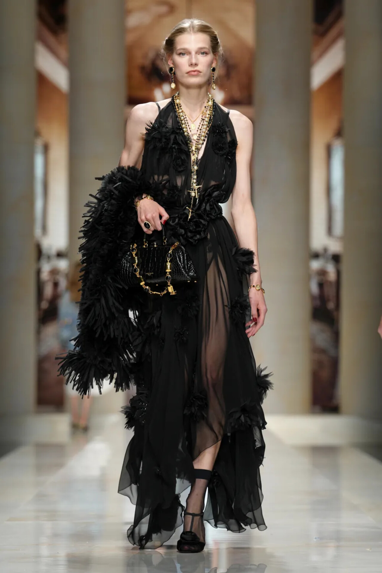 DOLCE&GABBANA SS27: SICILY IS NO LONGER A PLACE, IT’S A MEMORY Vanity Teen DOLCE&GABBANA SS27: SICILY IS NO LONGER A PLACE, IT’S A MEMORY DOLCE&GABBANA SS27: SICILY IS NO LONGER A PLACE, IT’S A MEMORY Vanity Teen
