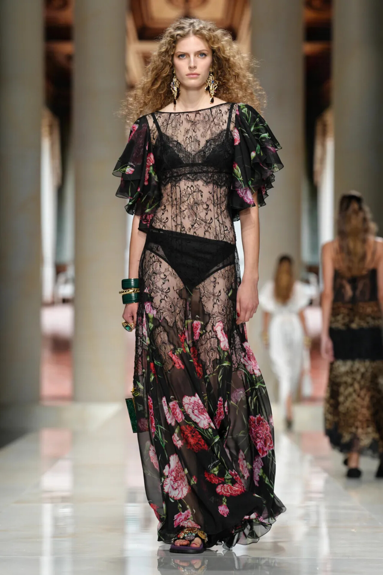 DOLCE&GABBANA SS27: SICILY IS NO LONGER A PLACE, IT’S A MEMORY Vanity Teen DOLCE&GABBANA SS27: SICILY IS NO LONGER A PLACE, IT’S A MEMORY DOLCE&GABBANA SS27: SICILY IS NO LONGER A PLACE, IT’S A MEMORY Vanity Teen