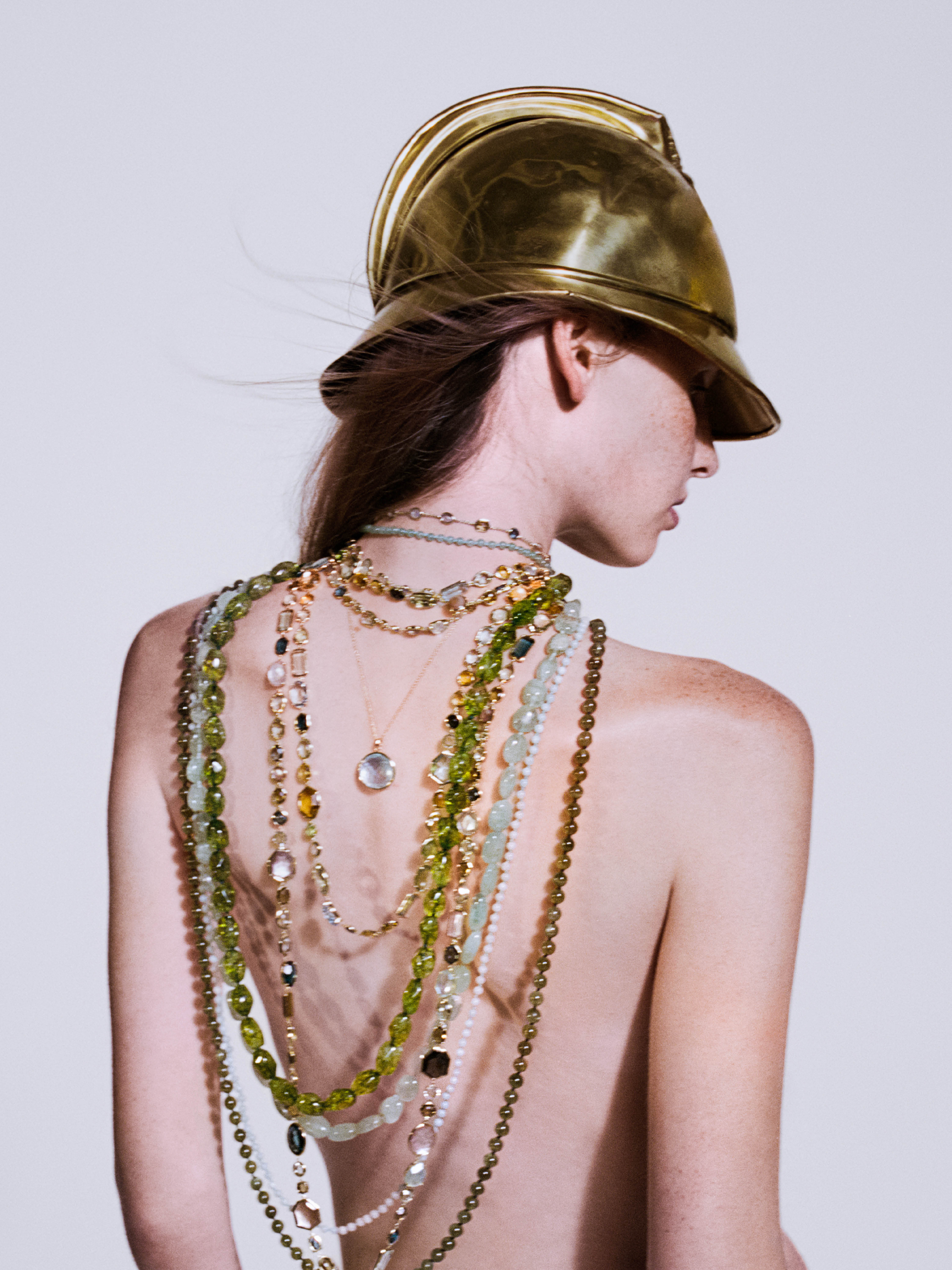 Ippolita FW 2026 Enters the Realm of Greek Mythology Vanity Teen 虚荣青年 Ippolita FW 2026 Enters the Realm of Greek Mythology Ippolita FW 2026 Enters the Realm of Greek Mythology Vanity Teen 虚荣青年