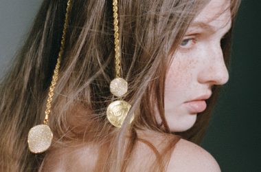 Ippolita FW 2026 Enters the Realm of Greek Mythology Ippolita FW 2026 Enters the Realm of Greek Mythology Vanity Teen 虚荣青年