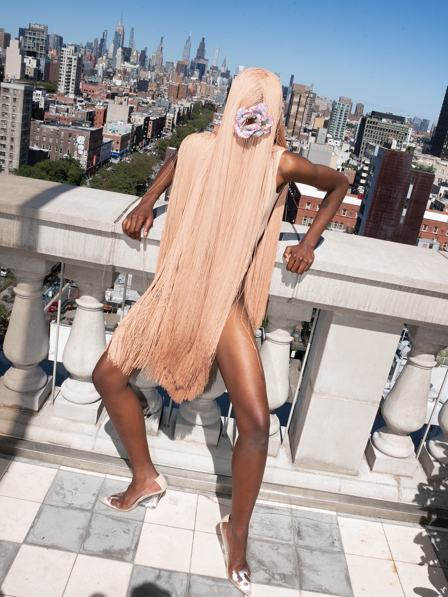 TTSWTRS SS27 Wonderland: A Surrealistic Journey Between Fashion AI and Sustainability at NYFW Vanity Teen 虚荣青年 TTSWTRS SS27 Wonderland, NYFW.