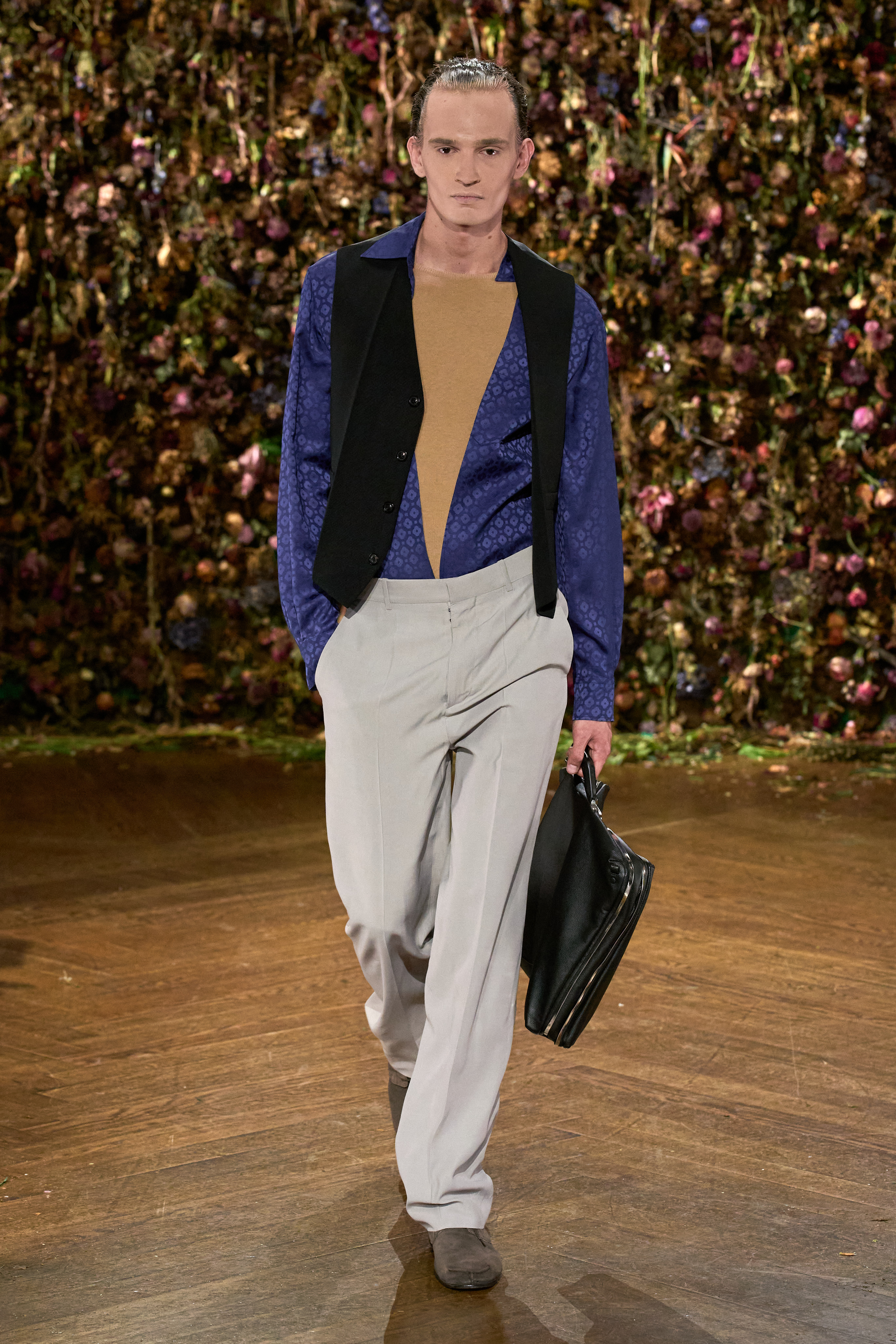 Maison Margiela Spring Summer 2027: Hard and Soft Vanity Teen Maison Margiela Spring Summer 2027: Hard and Soft Maison Margiela Spring Summer 2027: Hard and Soft Vanity Teen