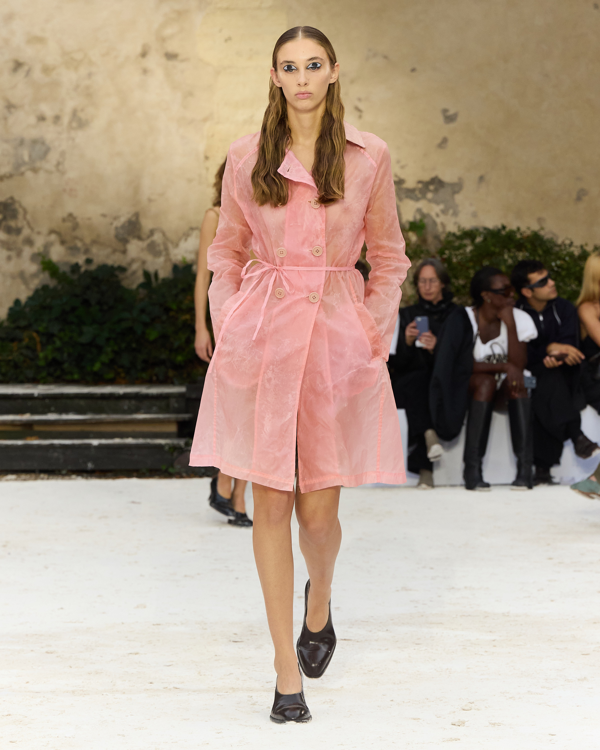 HODAKOVA SS27: CAUGHT IN THE NET Vanity Teen HODAKOVA SS27 Look05