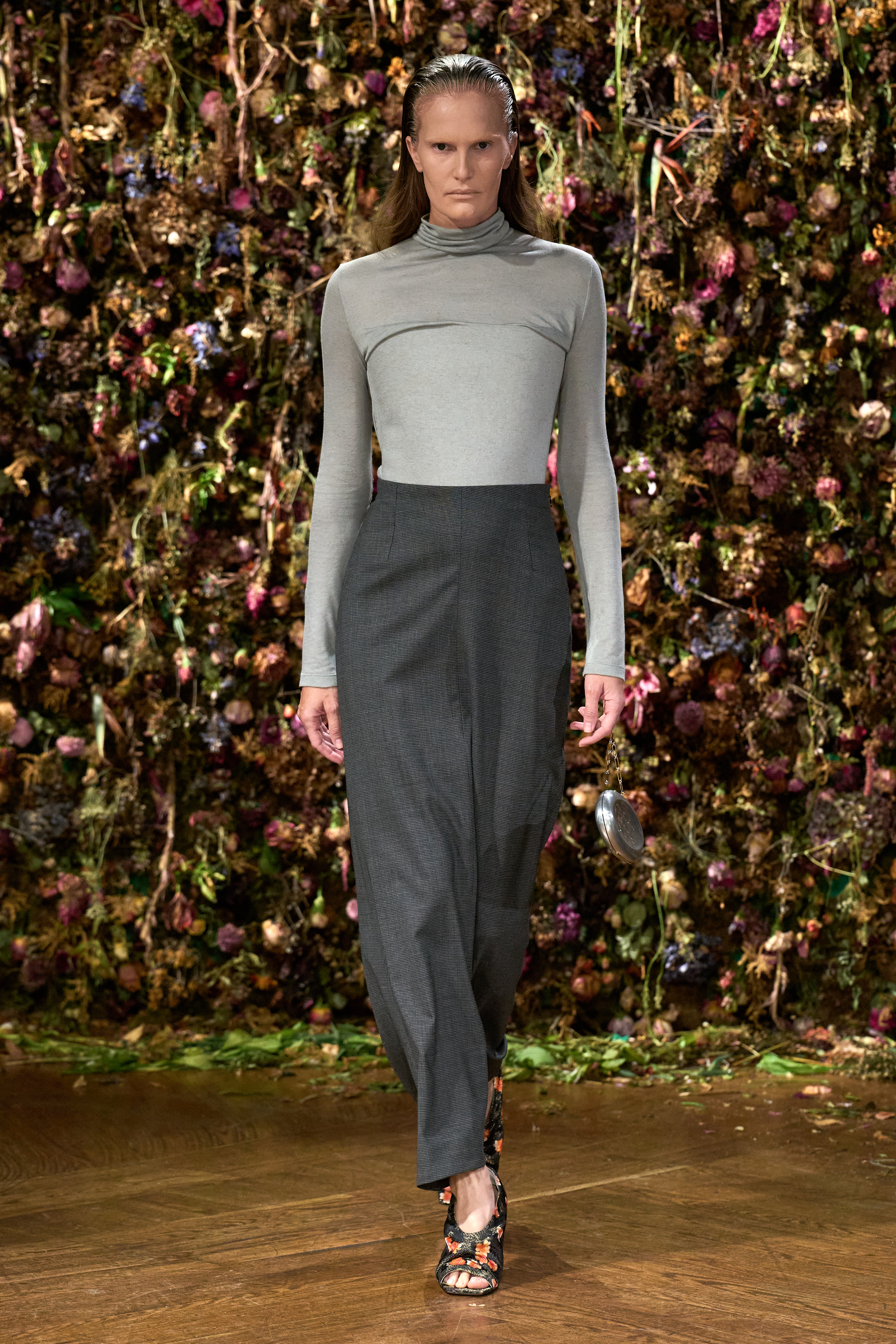 Maison Margiela Spring Summer 2027: Hard and Soft Vanity Teen Maison Margiela Spring Summer 2027: Hard and Soft Maison Margiela Spring Summer 2027: Hard and Soft Vanity Teen