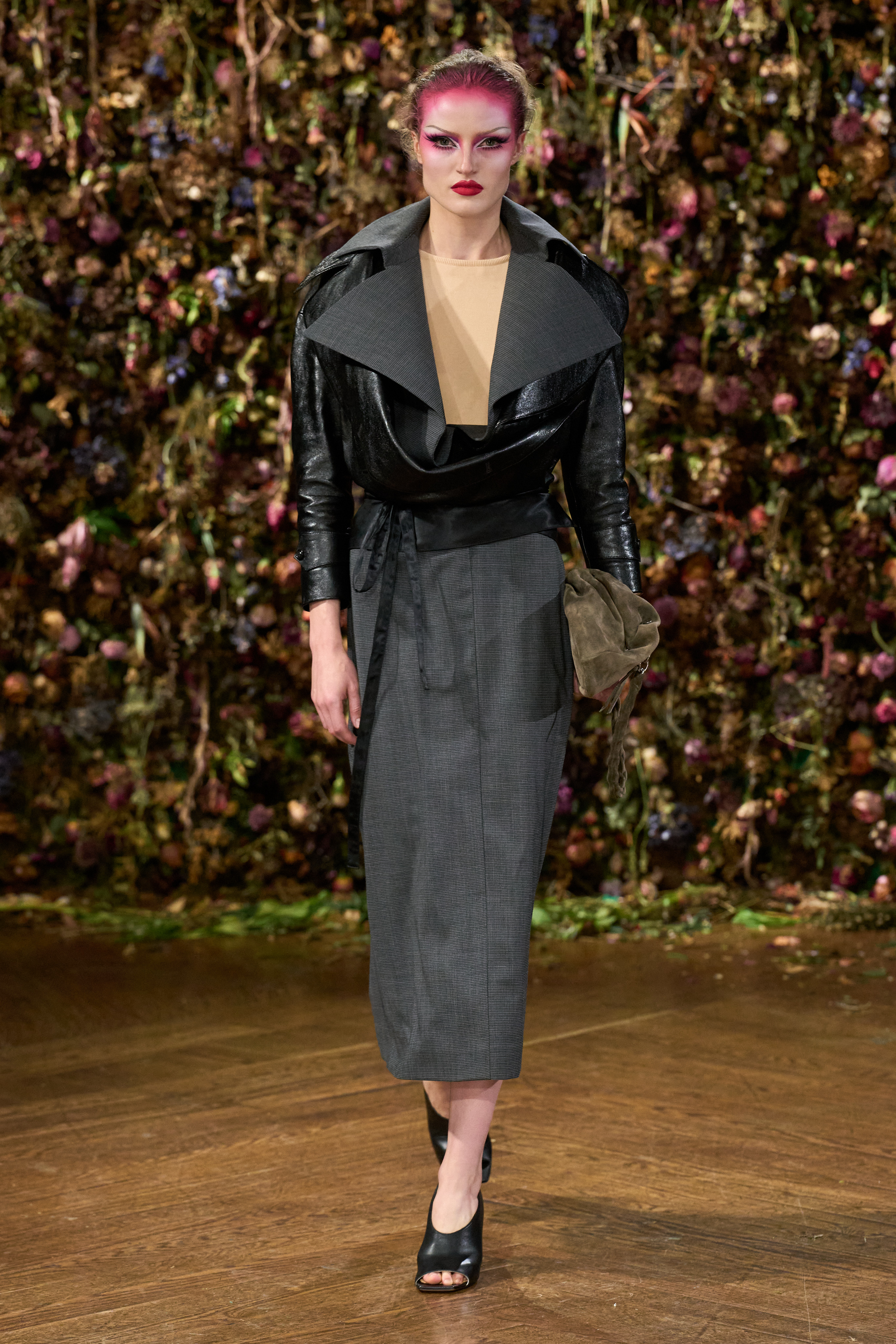 Maison Margiela Spring Summer 2027: Hard and Soft Vanity Teen Maison Margiela Spring Summer 2027: Hard and Soft Maison Margiela Spring Summer 2027: Hard and Soft Vanity Teen