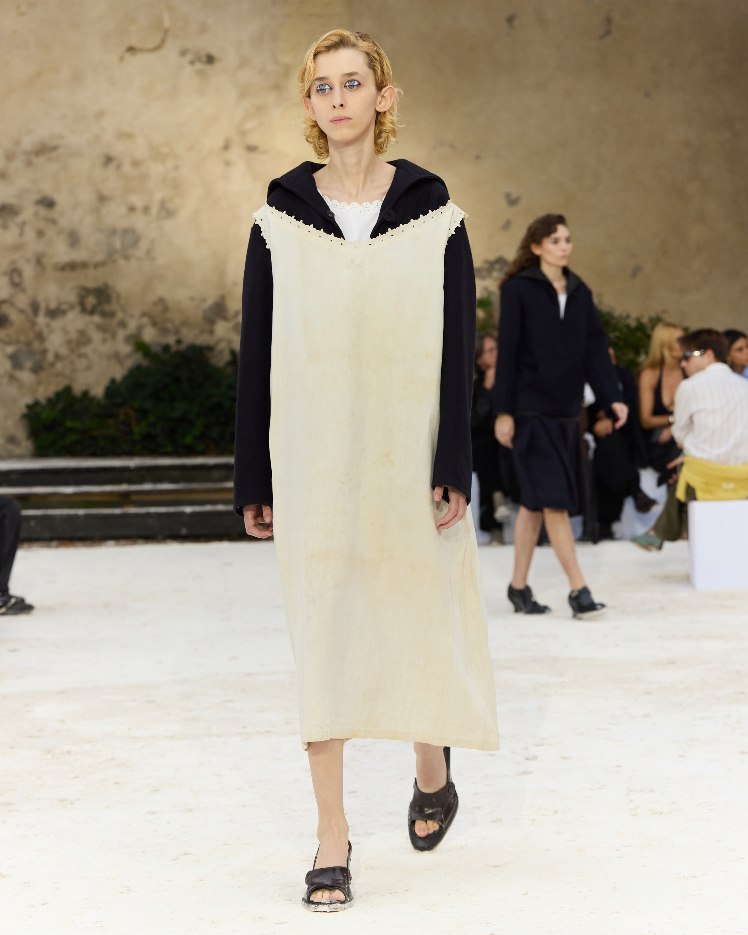 HODAKOVA SS27: CAUGHT IN THE NET Vanity Teen HODAKOVA SS27 Look16