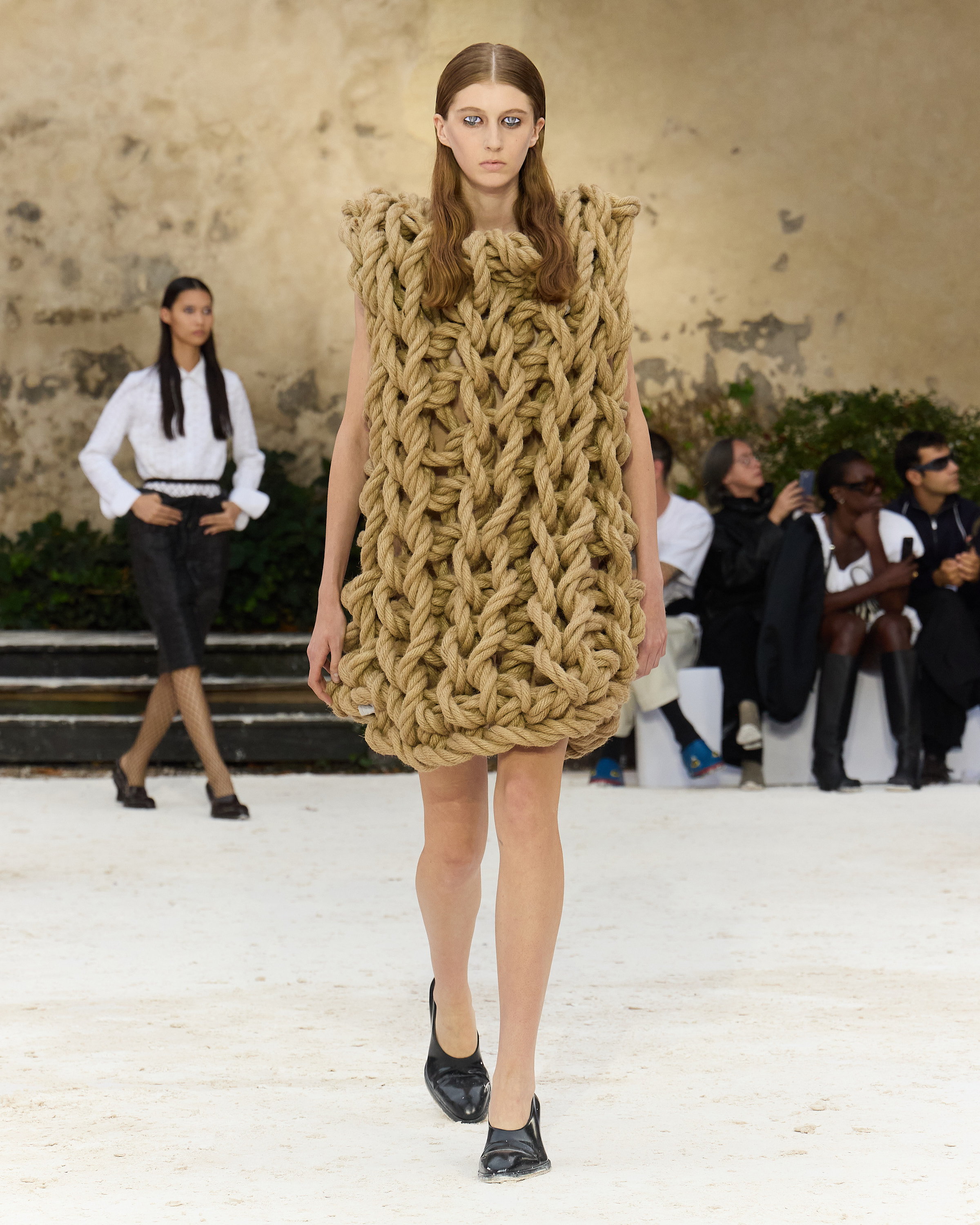 HODAKOVA SS27: CAUGHT IN THE NET Vanity Teen HODAKOVA SS27 Look29