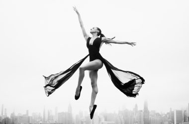 40 Years, Three Icons: Stuart Weitzman Celebrates with Gigi Hadid, Misty Copeland and Yang Mi 40 Years, Three Icons: Stuart Weitzman Celebrates with Gigi Hadid, Misty Copeland and Yang Mi Vanity Teen 虚荣青年