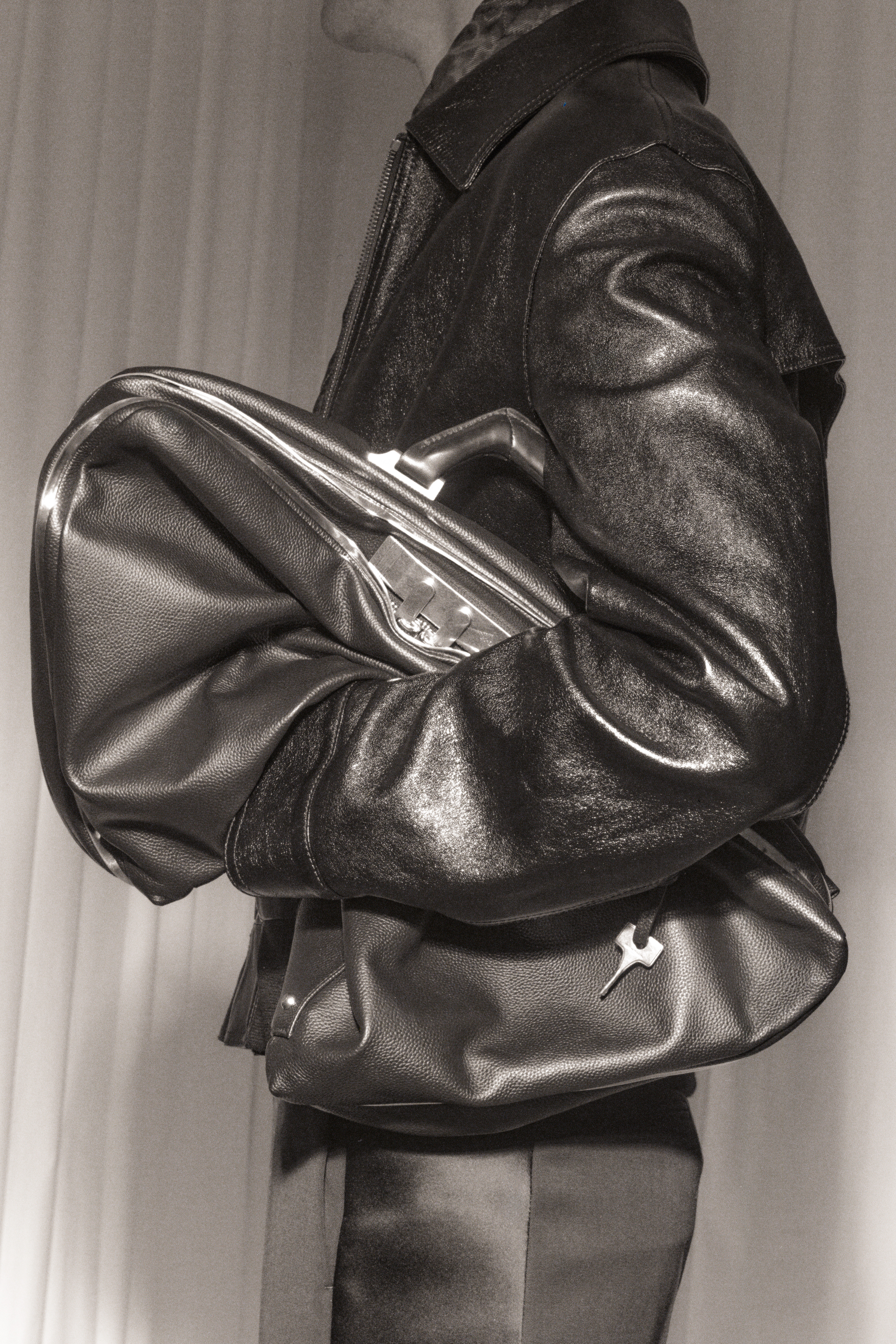 Maison Margiela Spring Summer 2027: Hard and Soft Vanity Teen Maison Margiela Spring Summer 2027: Hard and Soft Maison Margiela Spring Summer 2027: Hard and Soft Vanity Teen
