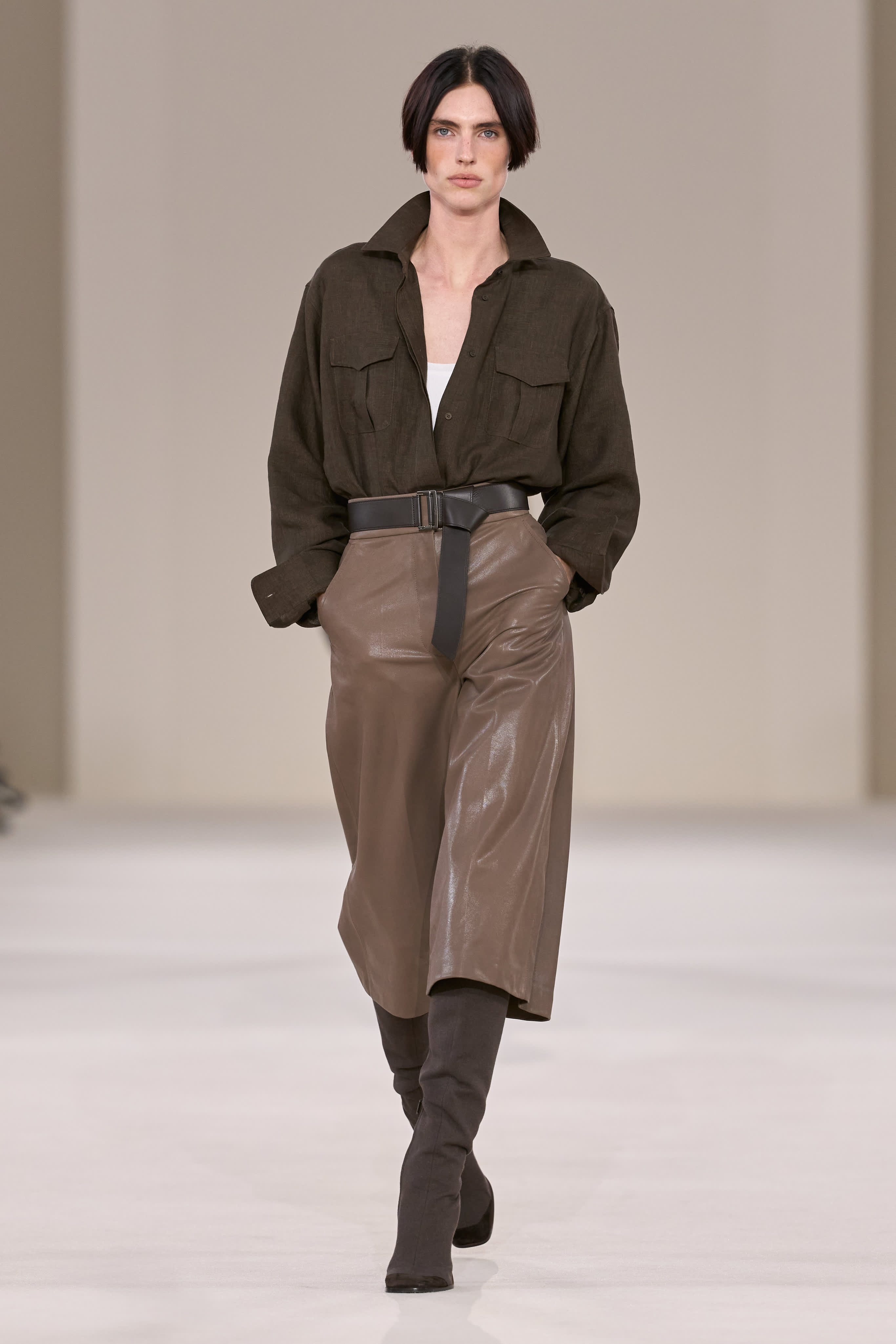 Max Mara SS27 Dresses Adventurous, Elegant Woman Max Mara SS27 Dresses Adventurous, Elegant Woman Vanity Teen