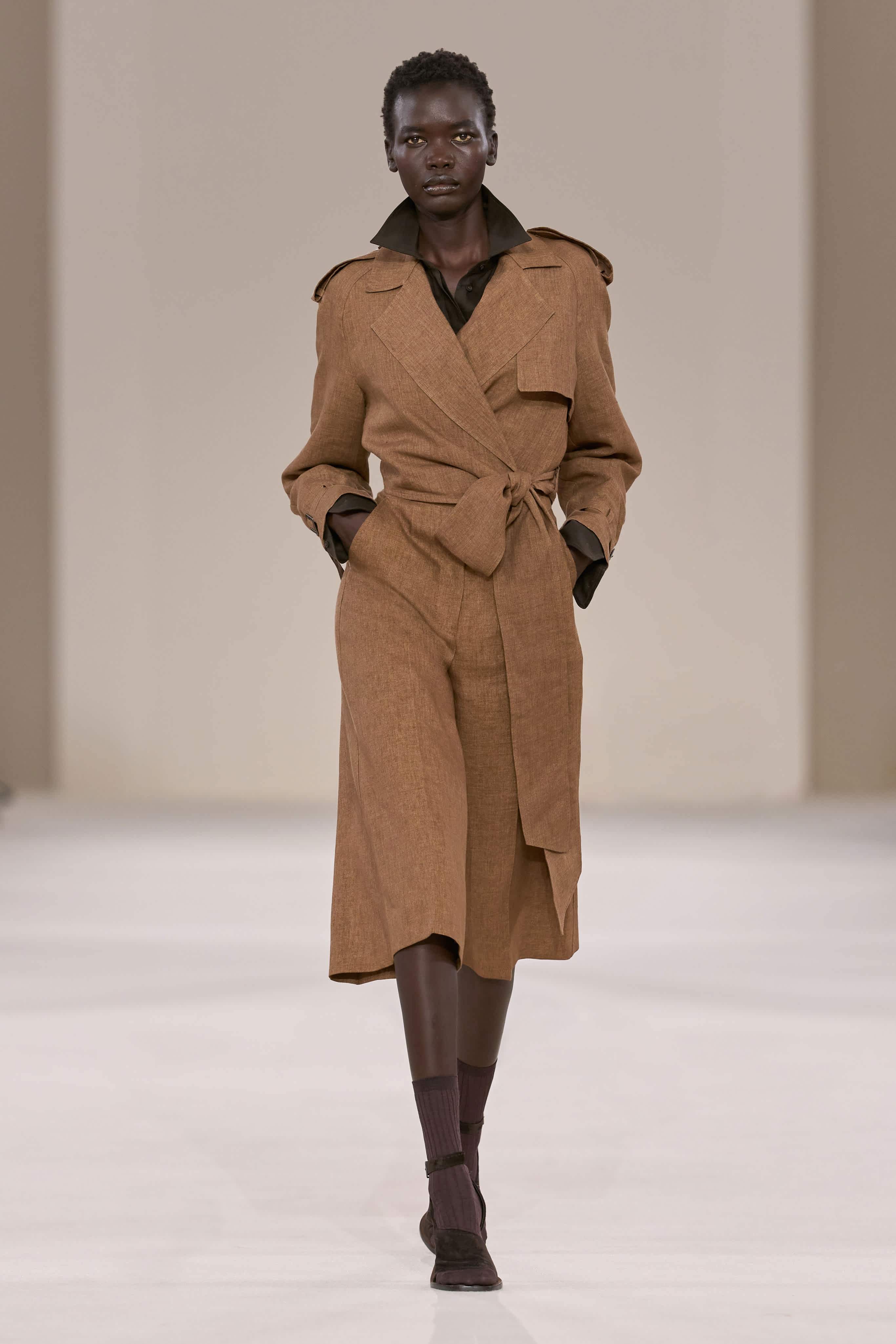 Max Mara SS27 Dresses Adventurous, Elegant Woman Max Mara SS27 Dresses Adventurous, Elegant Woman Vanity Teen