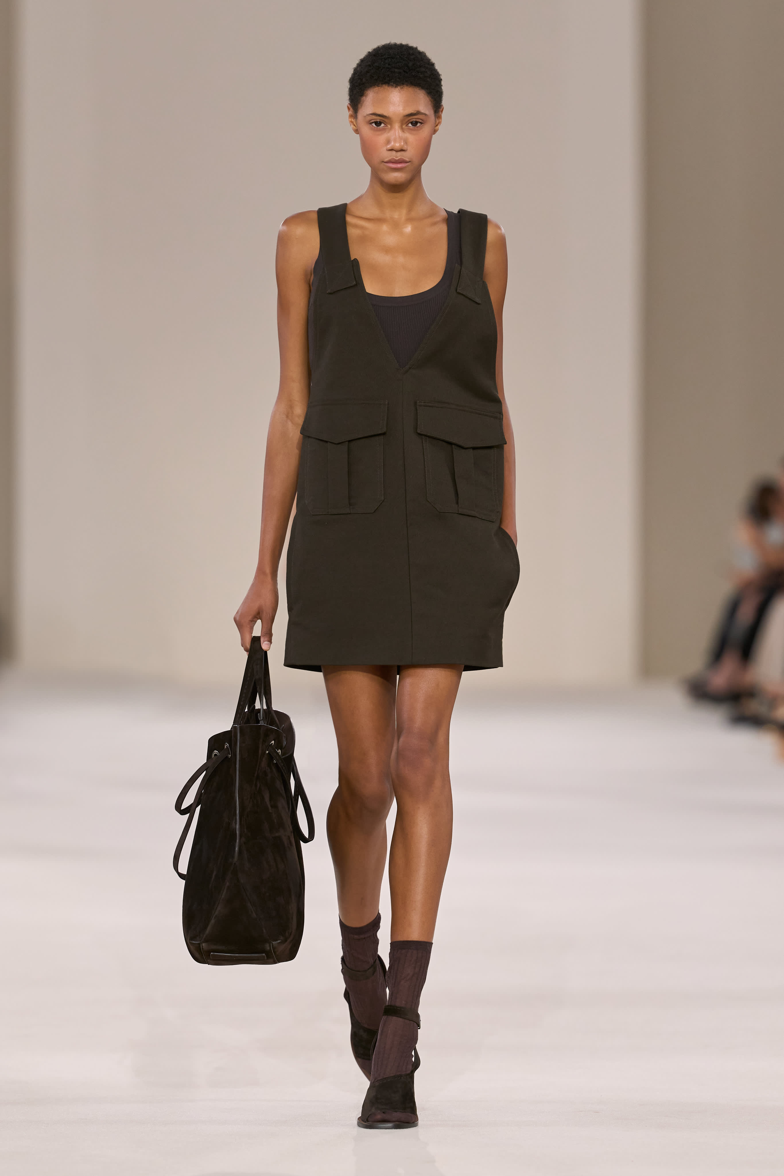 Max Mara SS27 Dresses Adventurous, Elegant Woman Max Mara SS27 Dresses Adventurous, Elegant Woman Vanity Teen