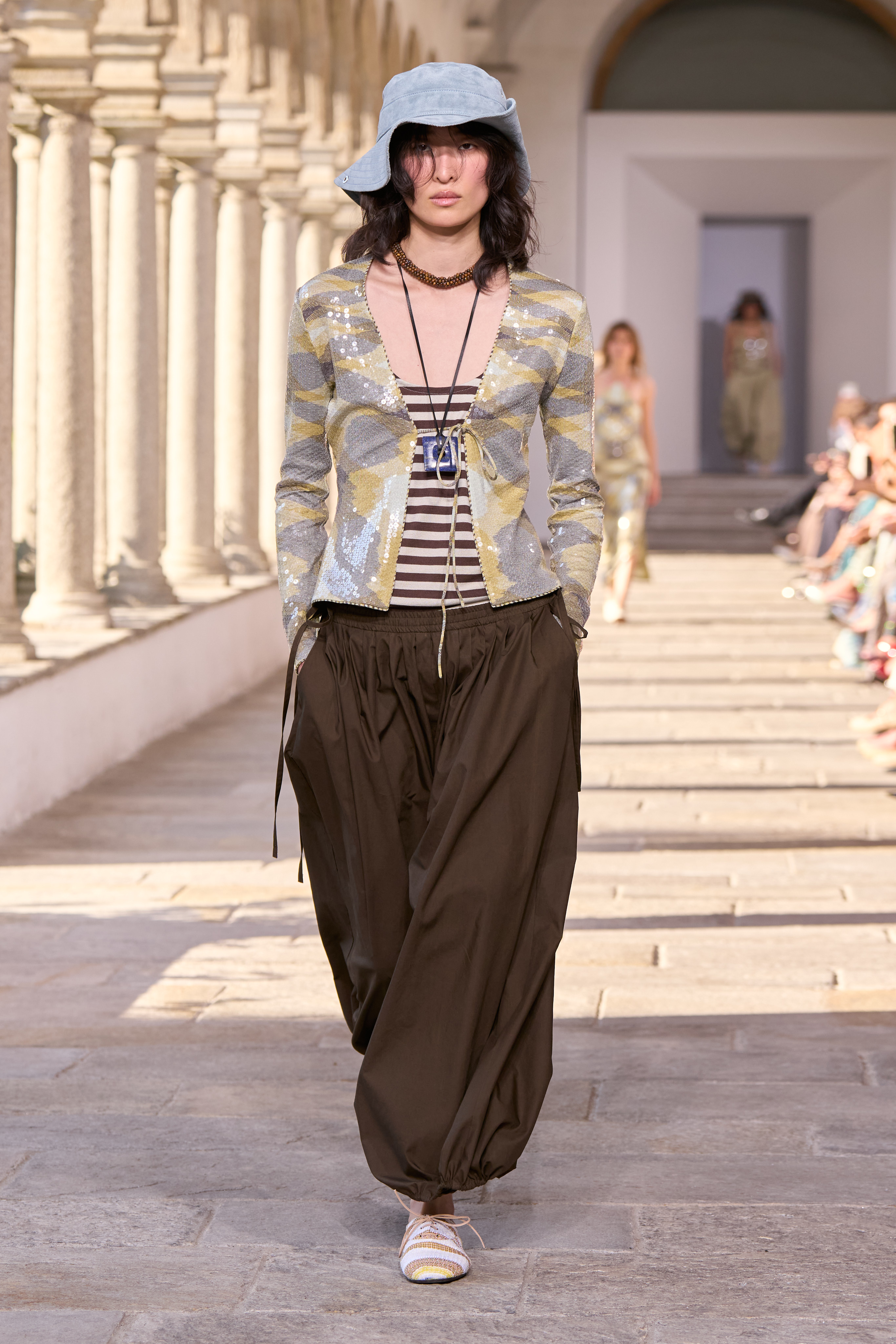 Missoni SS27: A Sophisticated Nomadism Without Rules Vanity Teen Missoni SS27: A Sophisticated Nomadism Without Rules Missoni SS27: A Sophisticated Nomadism Without Rules Vanity Teen