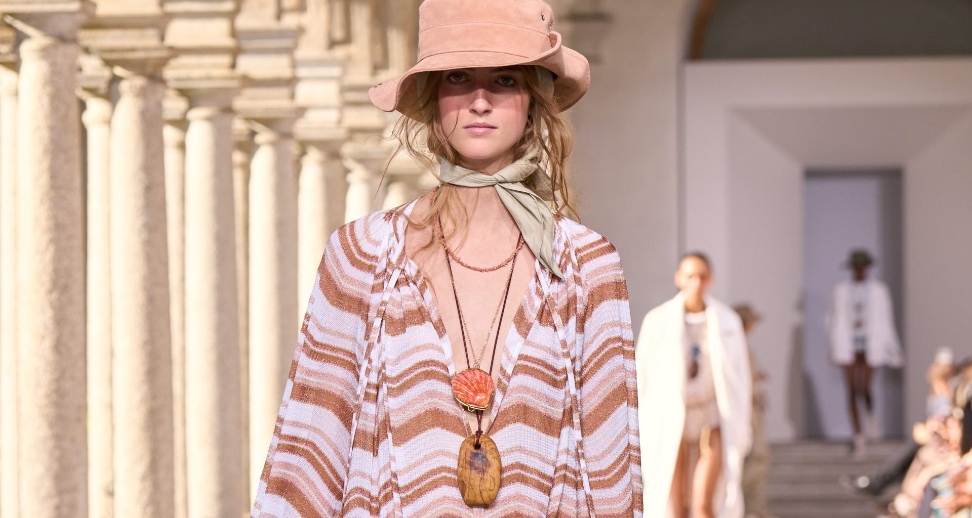 Missoni SS27: A Sophisticated Nomadism Without Rules Missoni SS27: A Sophisticated Nomadism Without Rules Vanity Teen