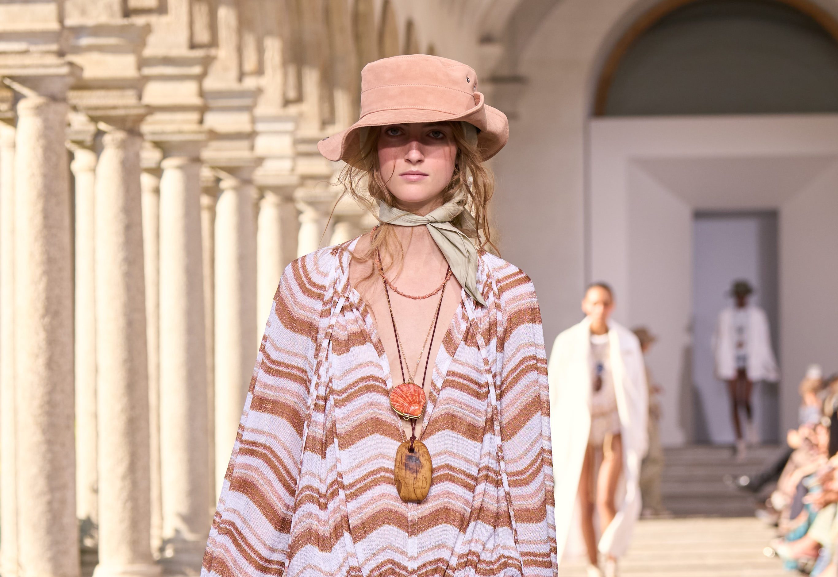 Missoni SS27: A Sophisticated Nomadism Without Rules Missoni SS27: A Sophisticated Nomadism Without Rules Vanity Teen