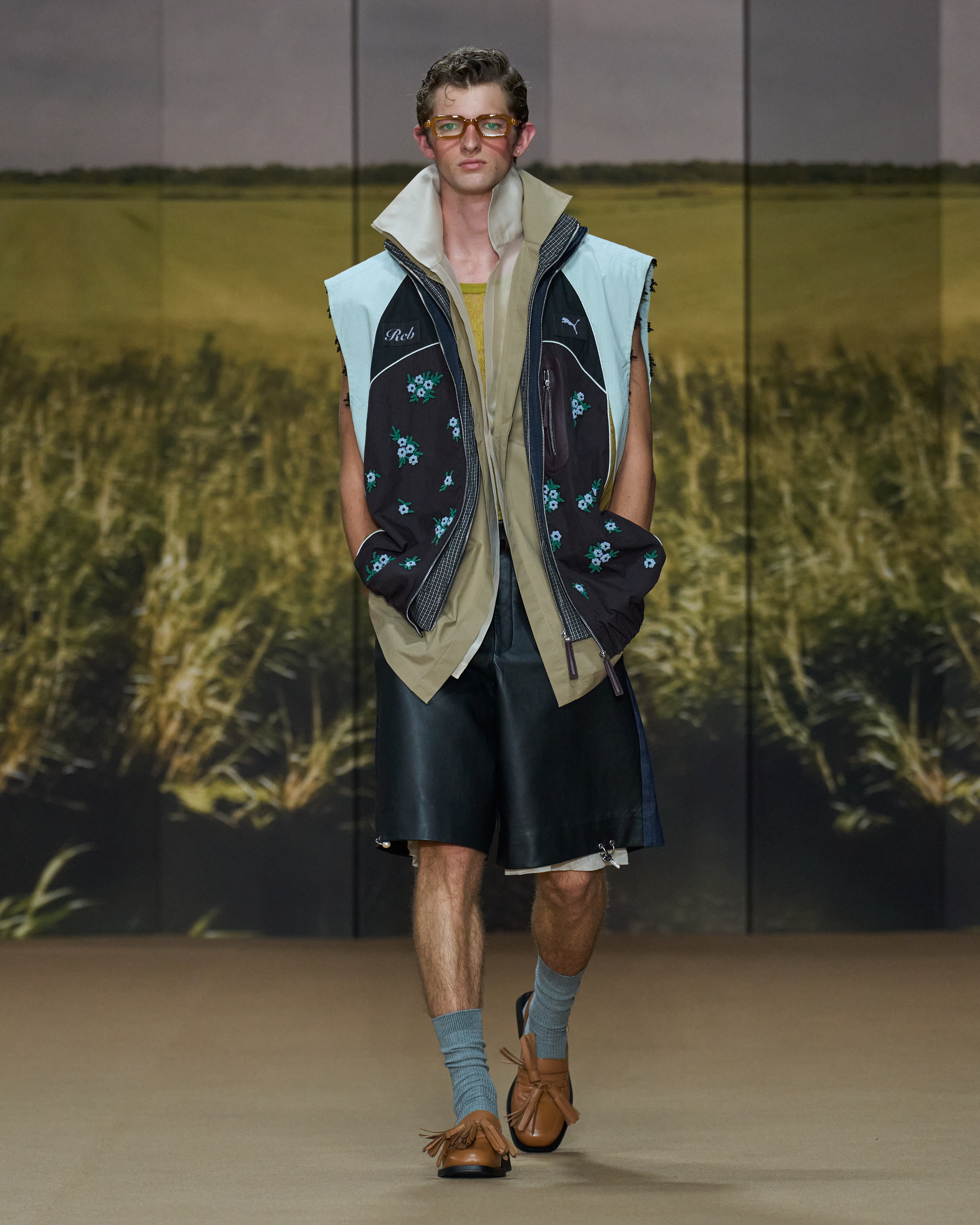 Dhruv Kapoor SS27: It’s Time to Look at the Present Vanity Teen Dhruv Kapoor SS27: It’s Time to Look at the Present Dhruv Kapoor SS27: It’s Time to Look at the Present Vanity Teen