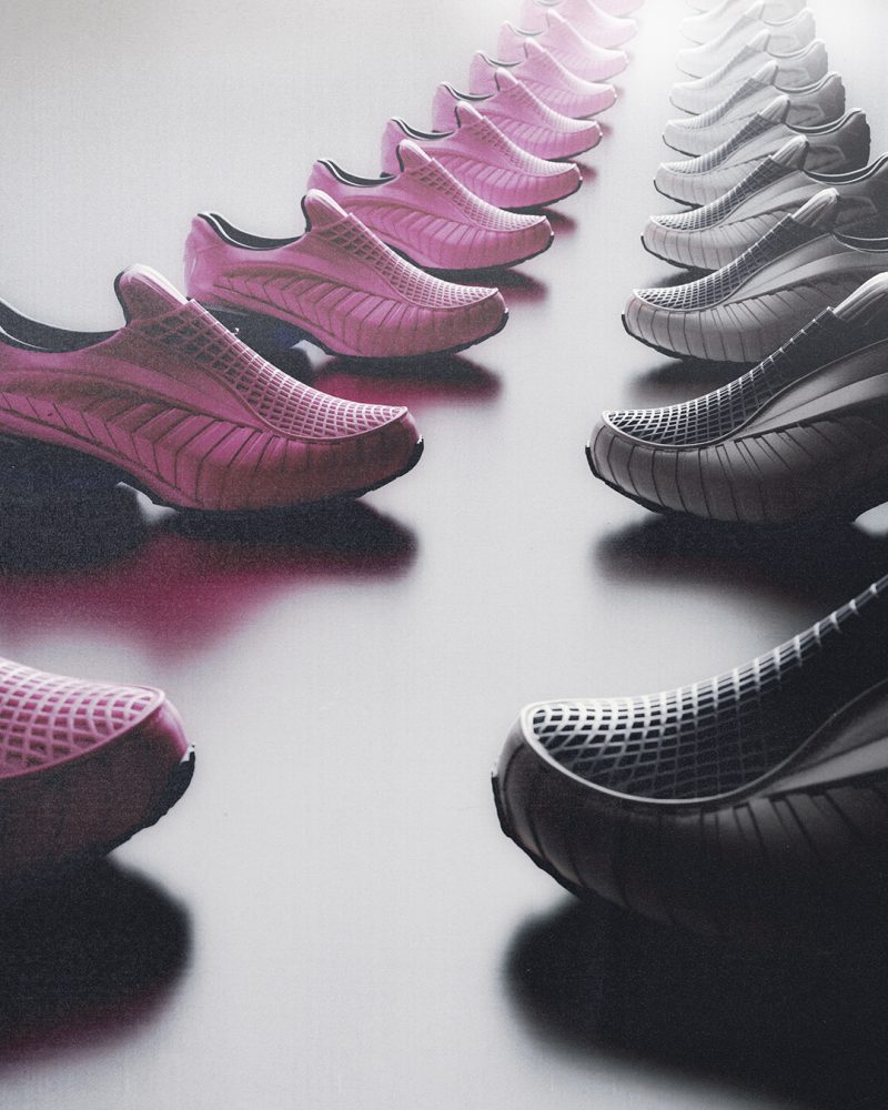 Nike Air Max Dolce: A New Shape for the Iconic Sneaker Nike Air Max Dolce: A New Shape for the Iconic Sneaker Vanity Teen 虚荣青年