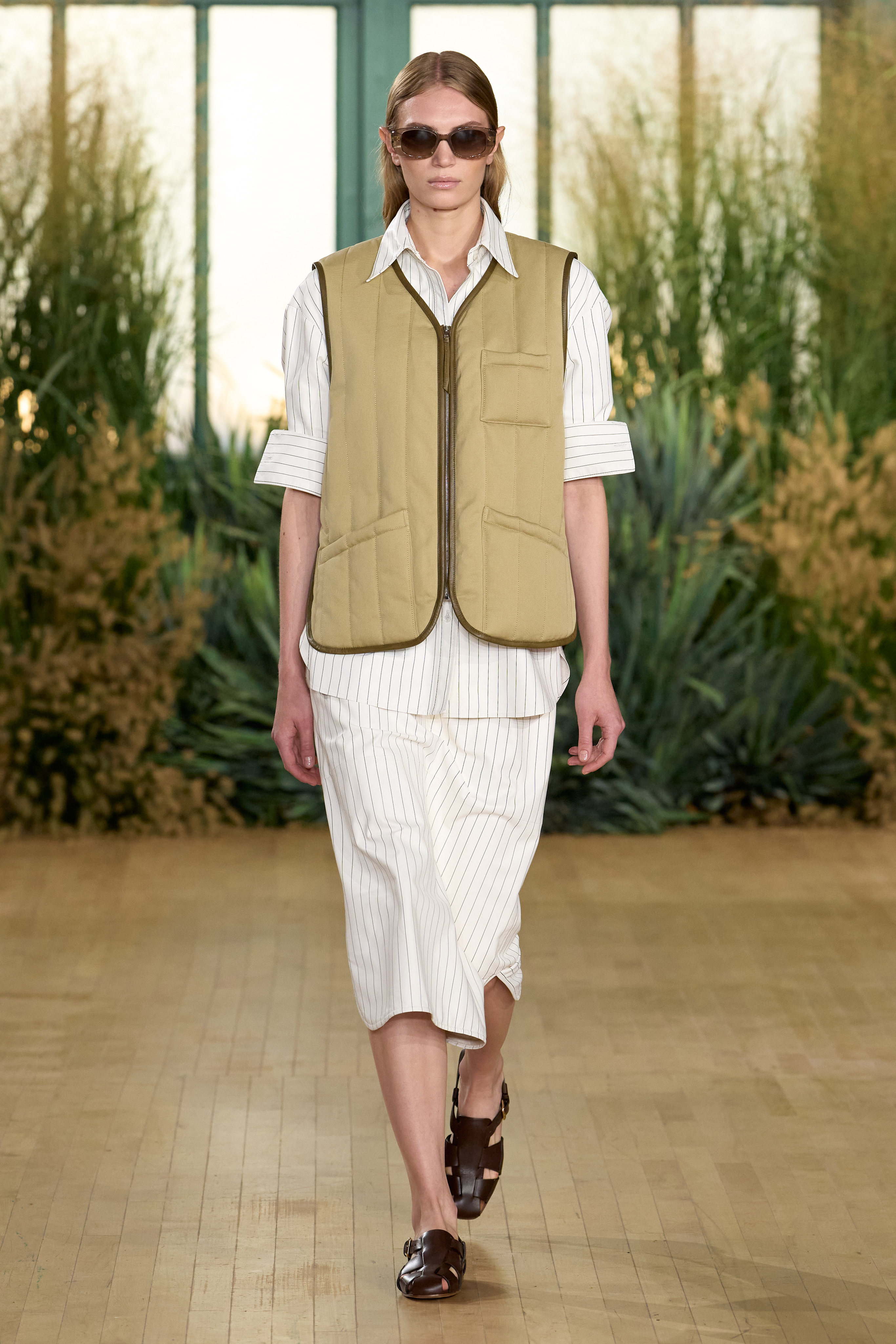 PROENZA SCHOULER MAKES THE PS1 WALK AGAIN PROENZA SCHOULER MAKES THE PS1 WALK AGAIN Vanity Teen 虚荣青年