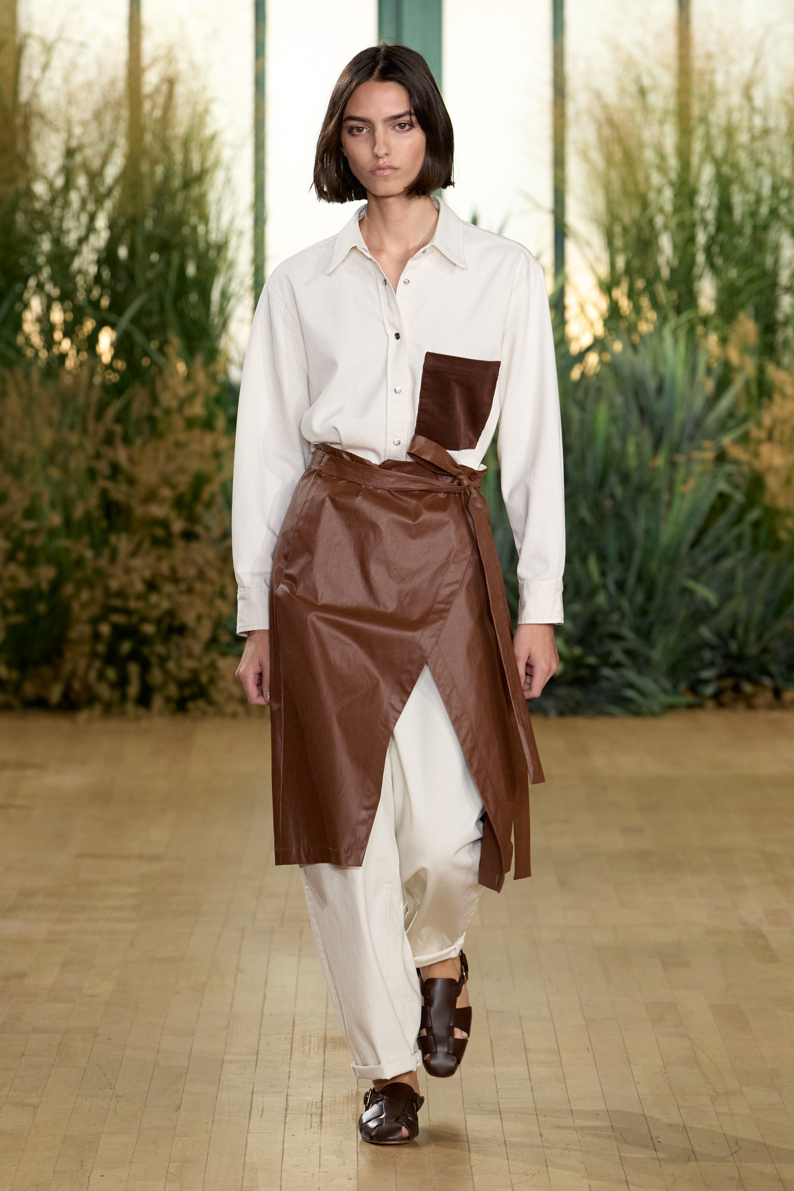 PROENZA SCHOULER MAKES THE PS1 WALK AGAIN PROENZA SCHOULER MAKES THE PS1 WALK AGAIN Vanity Teen 虚荣青年
