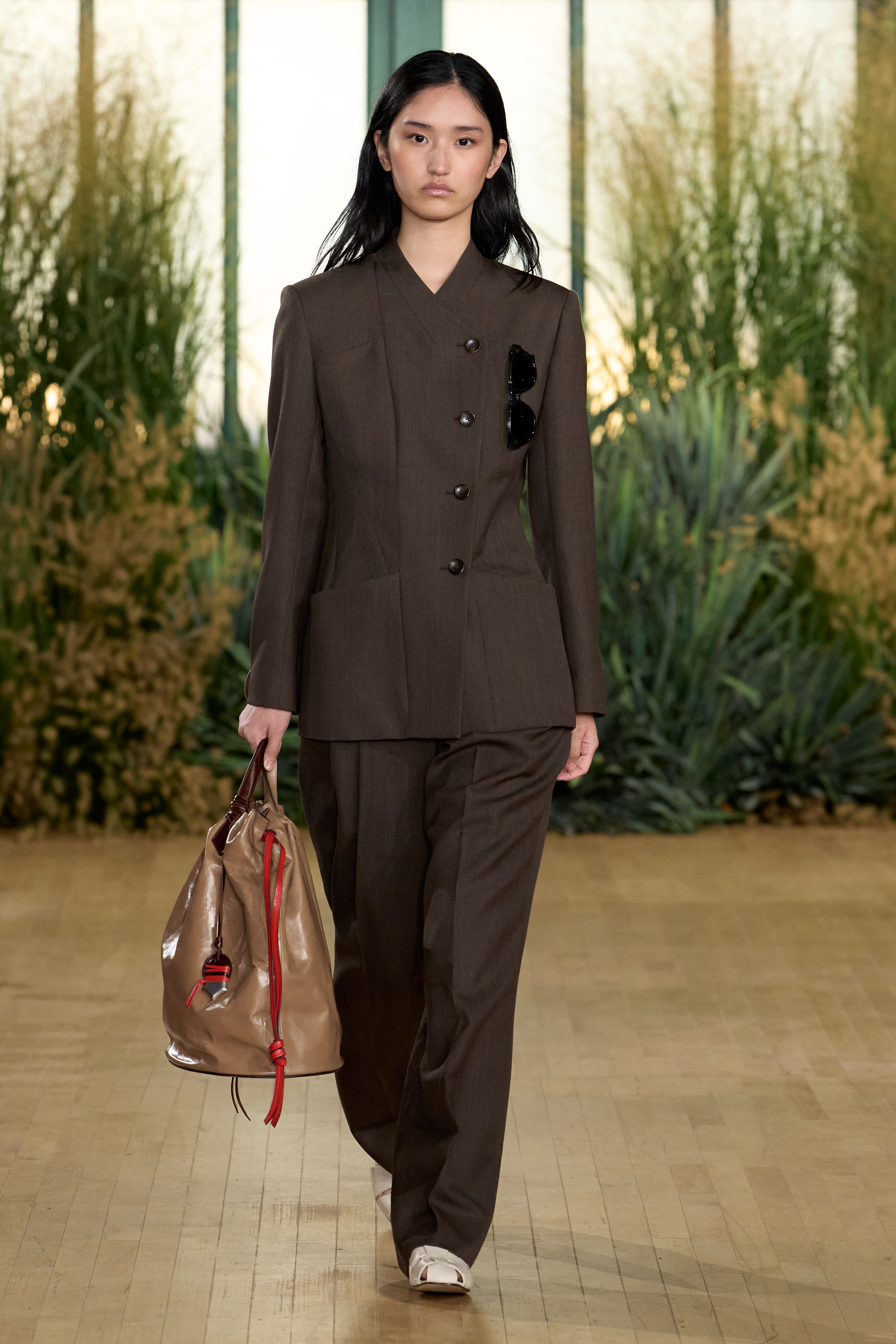 PROENZA SCHOULER MAKES THE PS1 WALK AGAIN PROENZA SCHOULER MAKES THE PS1 WALK AGAIN Vanity Teen 虚荣青年