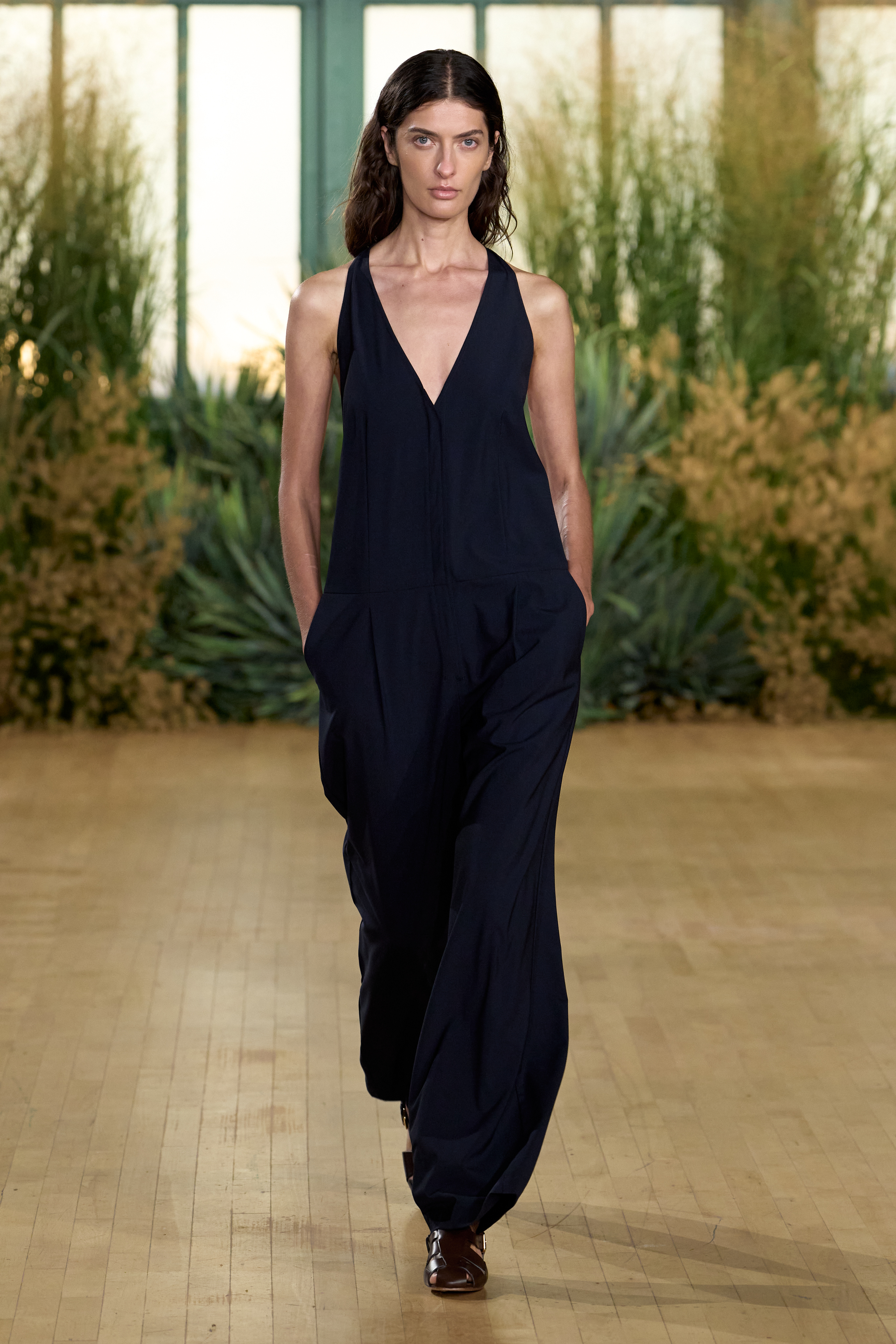 PROENZA SCHOULER MAKES THE PS1 WALK AGAIN PROENZA SCHOULER MAKES THE PS1 WALK AGAIN Vanity Teen 虚荣青年