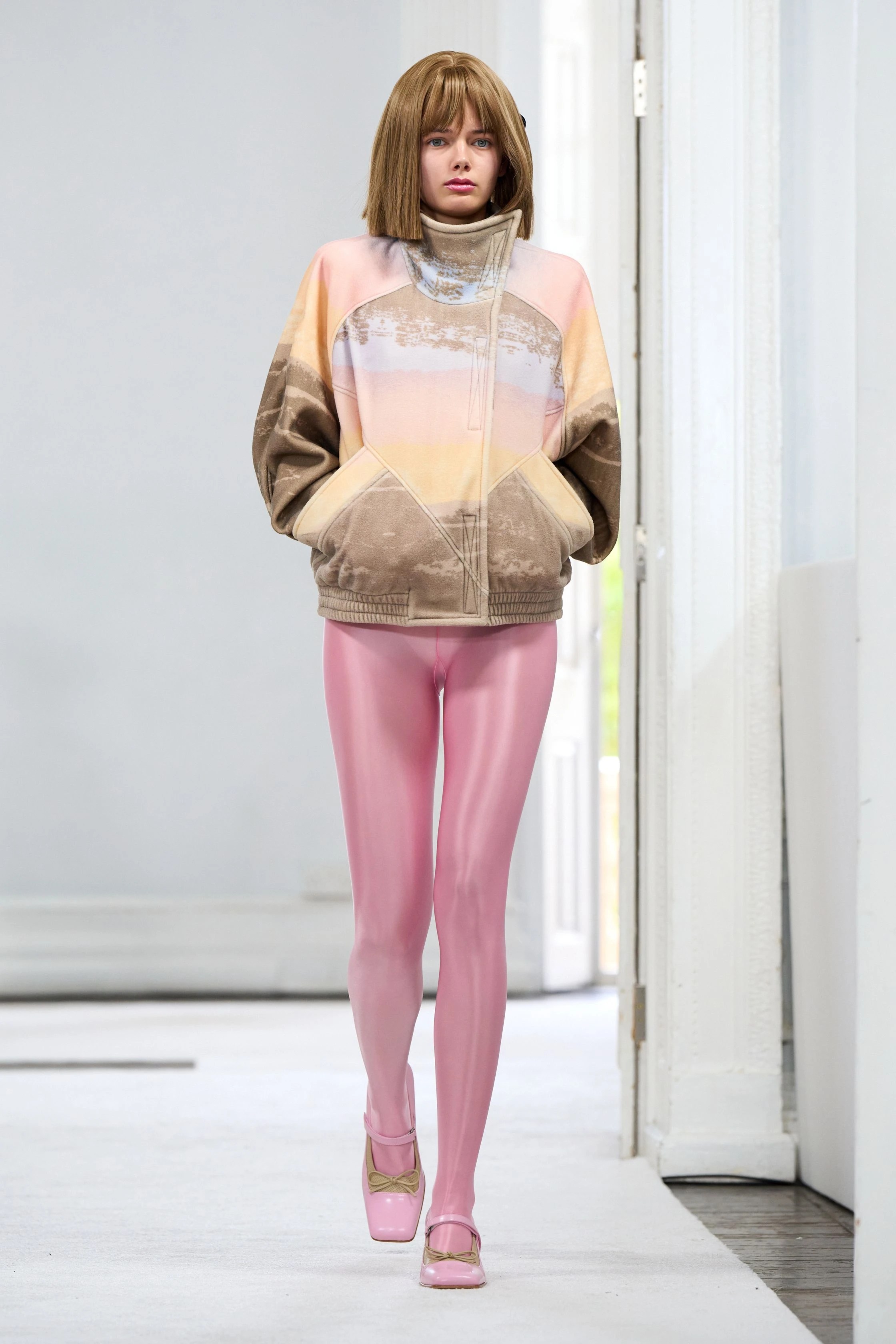 Ashley Williams SS27: Dressing for a Room You Never Leave Vanity Teen Ashley Williams SS27: Dressing for a Room You Never Leave Ashley Williams SS27: Dressing for a Room You Never Leave Vanity Teen
