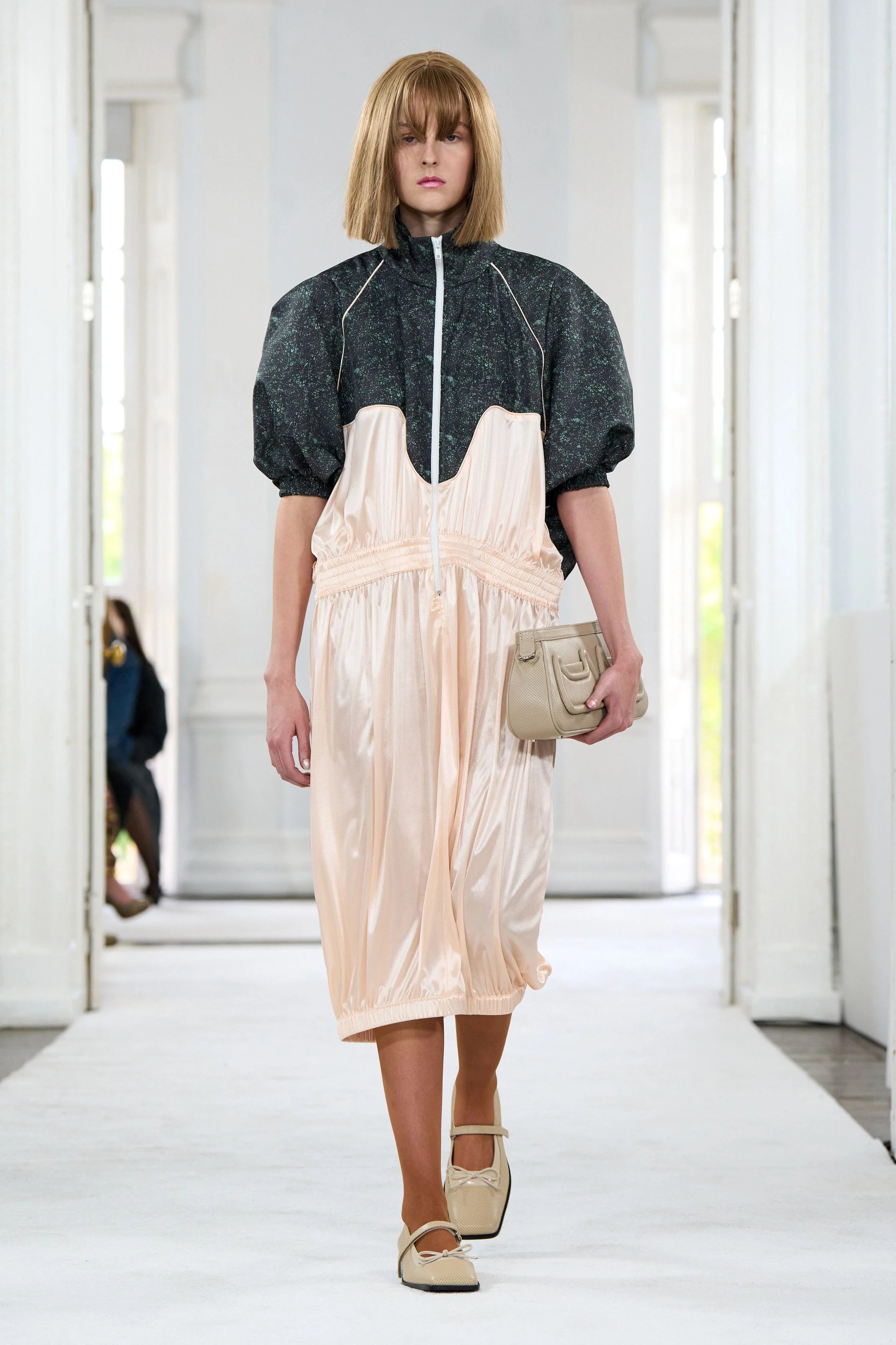 Ashley Williams SS27: Dressing for a Room You Never Leave Vanity Teen Ashley Williams Spring/Summer 27 runway.