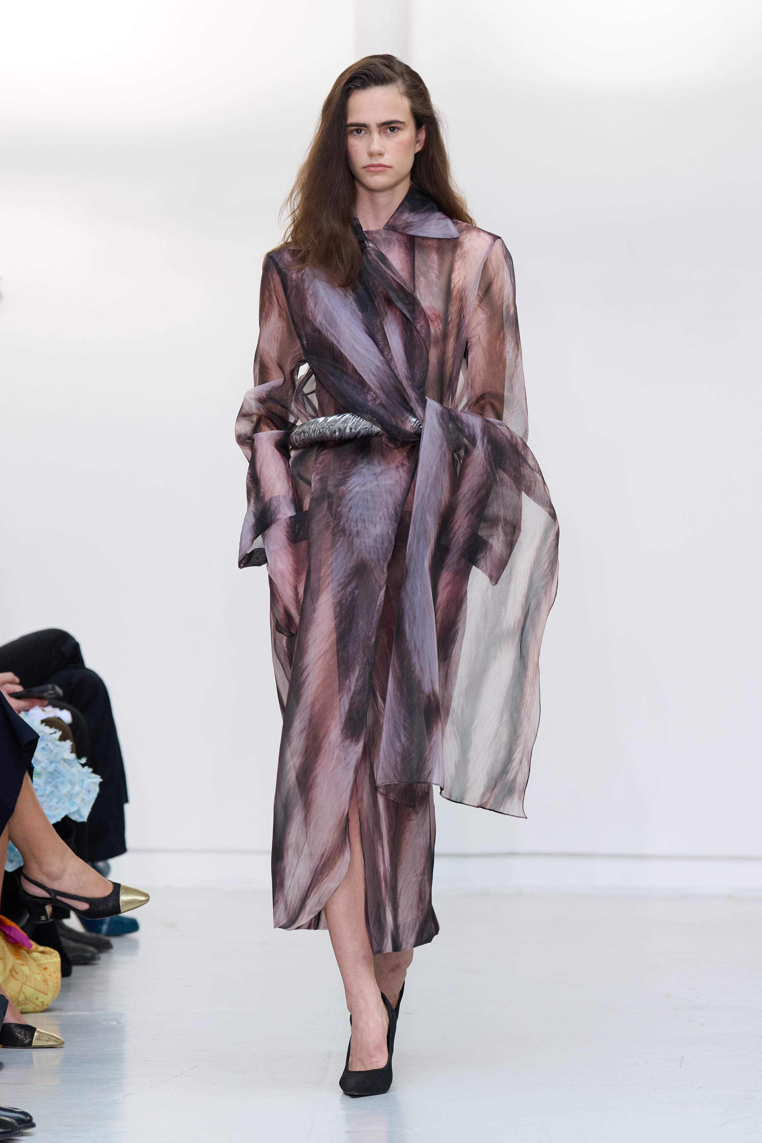Between Milk and Wine: Burç Akyol Wants His Spring 2027 Ready-to-Wear Collection to Leave a Sensual Mark Vanity Teen Between Milk and Wine: Burç Akyol Wants His Spring 2027 Ready-to-Wear Collection to Leave a Sensual Mark Between Milk and Wine: Burç Akyol Wants His Spring 2027 Ready-to-Wear Collection to Leave a Sensual Mark Vanity Teen
