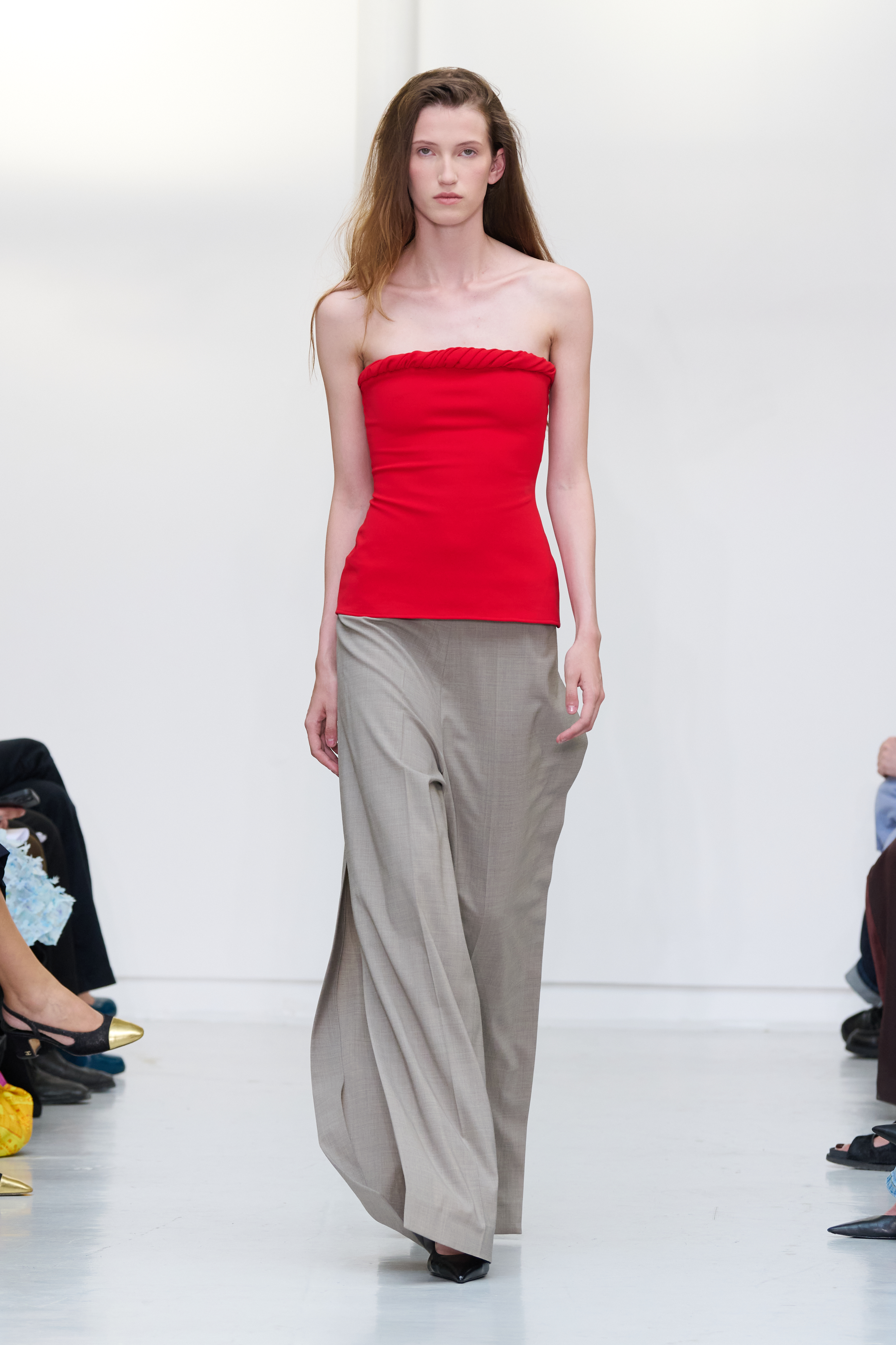 Between Milk and Wine: Burç Akyol Wants His Spring 2027 Ready-to-Wear Collection to Leave a Sensual Mark Vanity Teen Between Milk and Wine: Burç Akyol Wants His Spring 2027 Ready-to-Wear Collection to Leave a Sensual Mark Between Milk and Wine: Burç Akyol Wants His Spring 2027 Ready-to-Wear Collection to Leave a Sensual Mark Vanity Teen