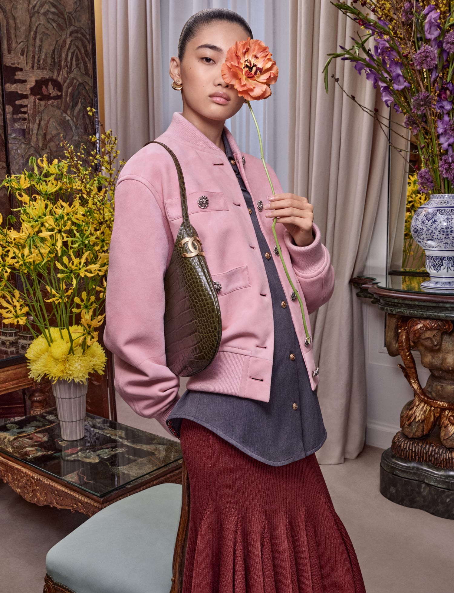 Chanel FW26 Campaign: The Art of Transformation Vanity Teen 虚荣青年 Chanel FW26 Campaign: The Art of Transformation Chanel FW26 Campaign: The Art of Transformation Vanity Teen 虚荣青年