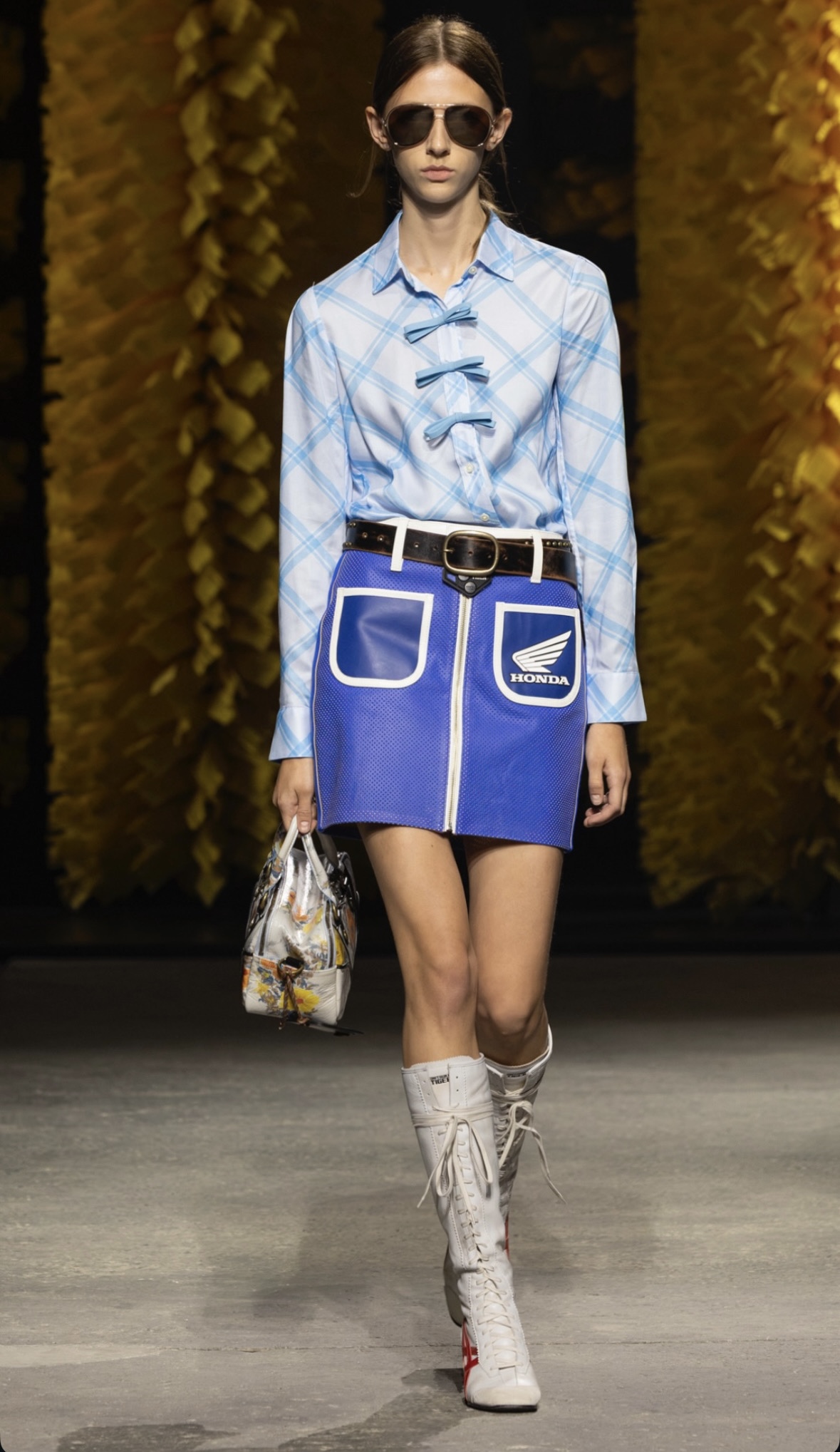 Onitsuka Tiger Takes SS27 to the Road Vanity Teen Onitsuka Tiger SS27 Look39