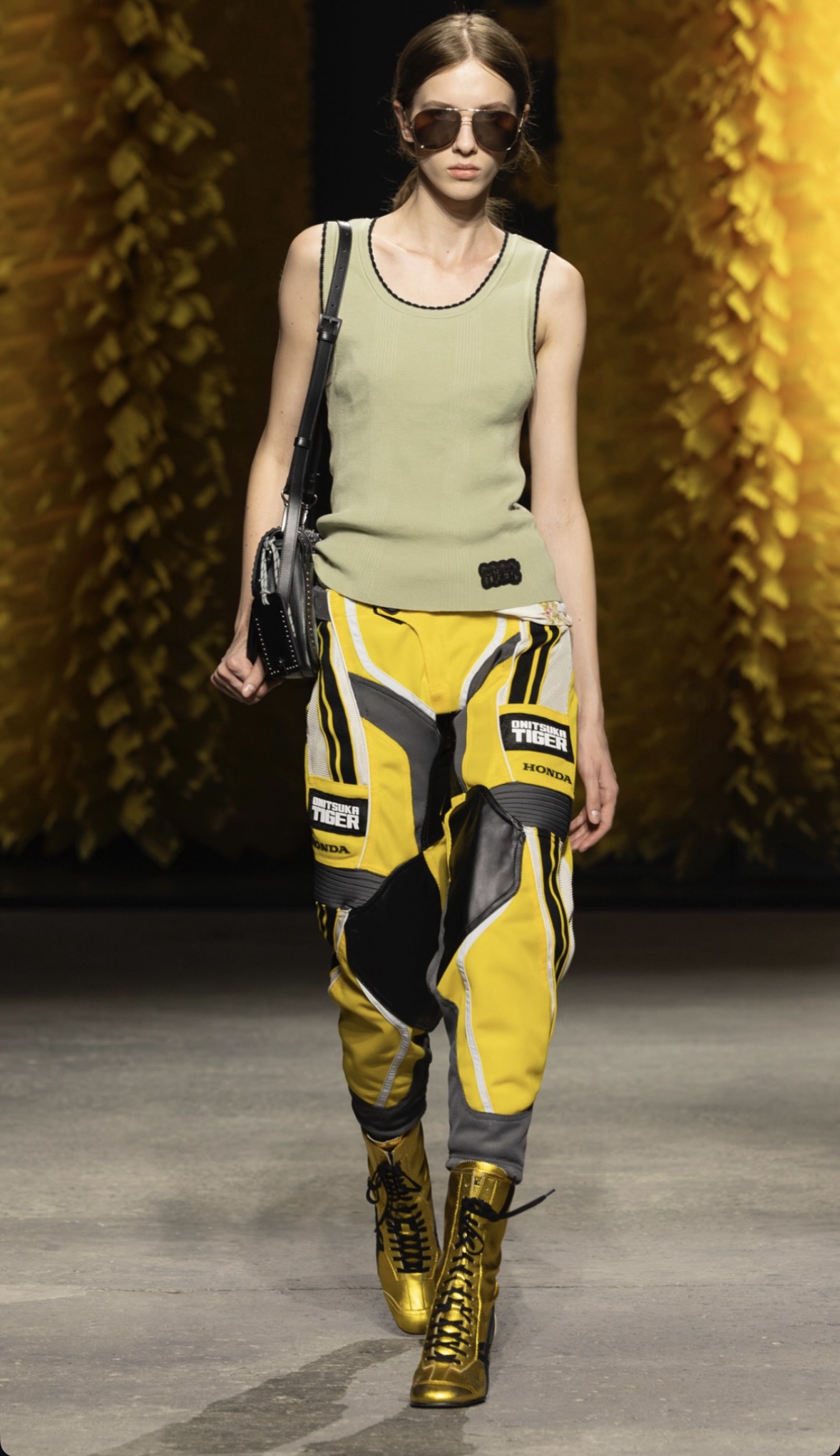 Onitsuka Tiger Takes SS27 to the Road Vanity Teen Onitsuka Tiger SS27 Look41
