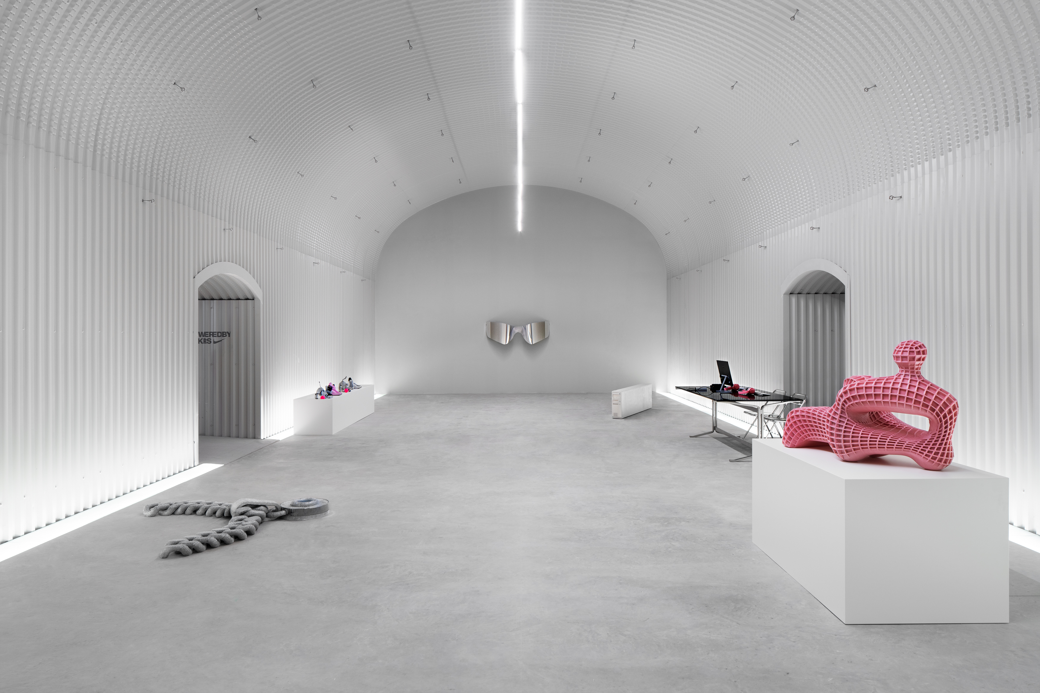 Nike Air Max Dolce: A New Shape for the Iconic Sneaker Vanity Teen 虚荣青年 Nike Air Max Dolce: A New Shape for the Iconic Sneaker Nike Air Max Dolce: A New Shape for the Iconic Sneaker Vanity Teen 虚荣青年