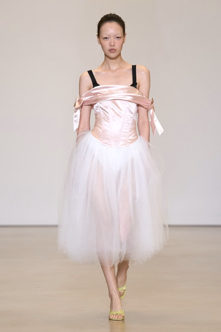 Sandy Liang SS27: Fairytale Sportswear, Ruffled Tracks and Gorp Fantasy Vanity Teen 虚荣青年 Sandy Liang, Spring/Summer 2027.