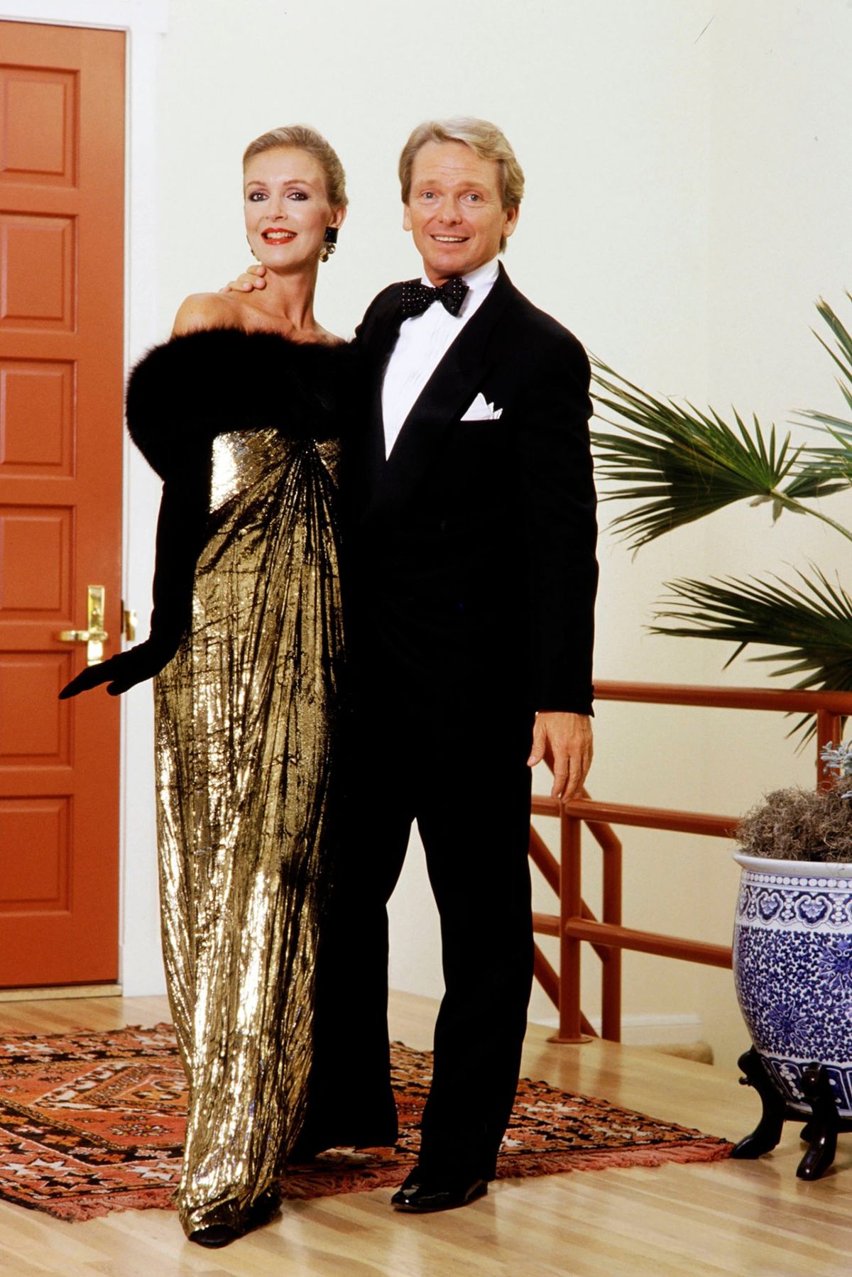 Bob Mackie left us: The Man Who Dressed the Stars from the 80's till today Bob Mackie left us: The Man Who Dressed the Stars from the 80's till today Vanity Teen 虚荣青年