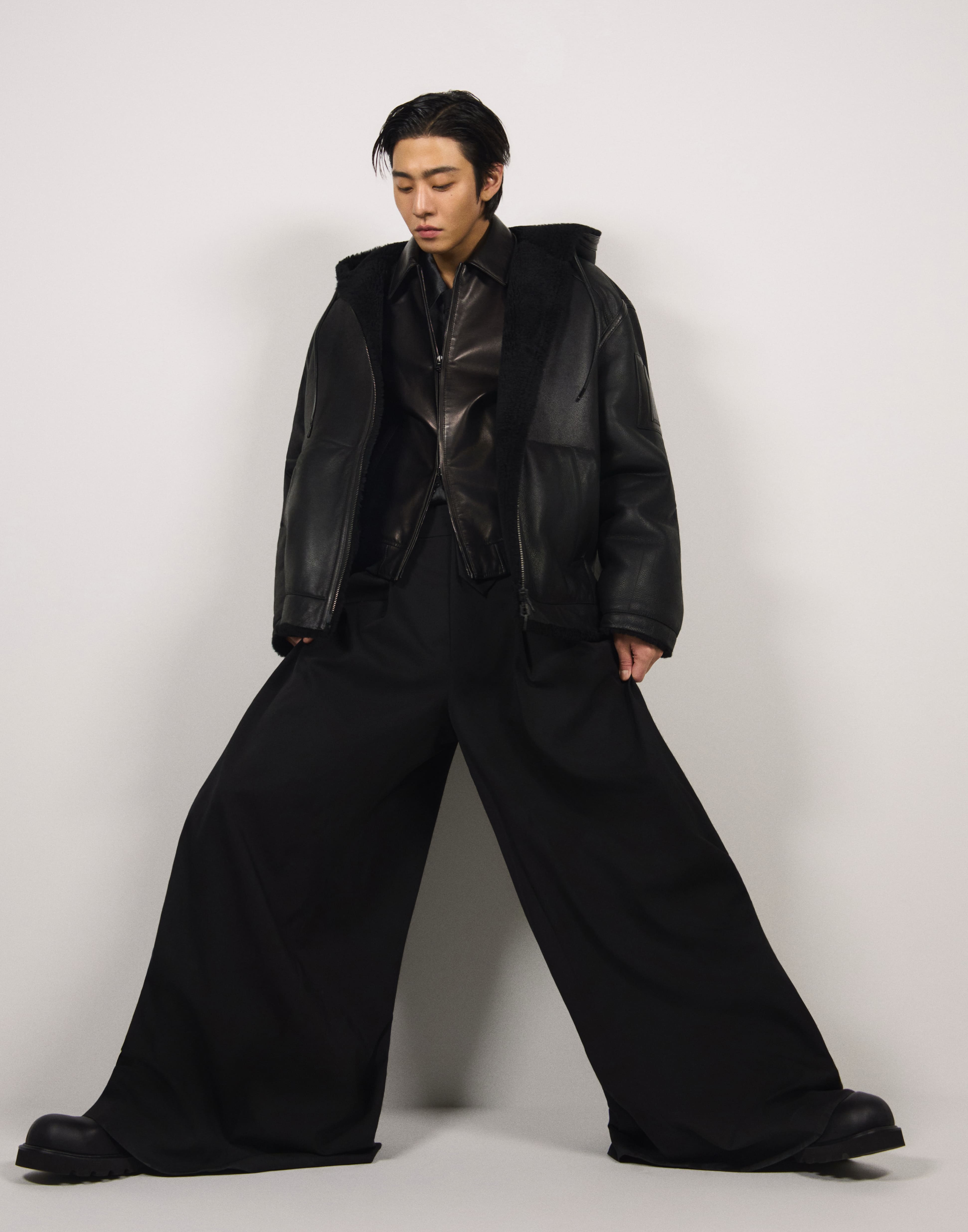 JUUN.J FW26: When the Classics Get a New Life Vanity Teen JUUN.J FW26 Campaign