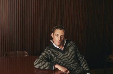 Pal Zileri FW 2026: Knitwear Takes Center Stage in Men's Elegance Pal Zileri FW 2026: Knitwear Takes Center Stage in Men's Elegance Vanity Teen