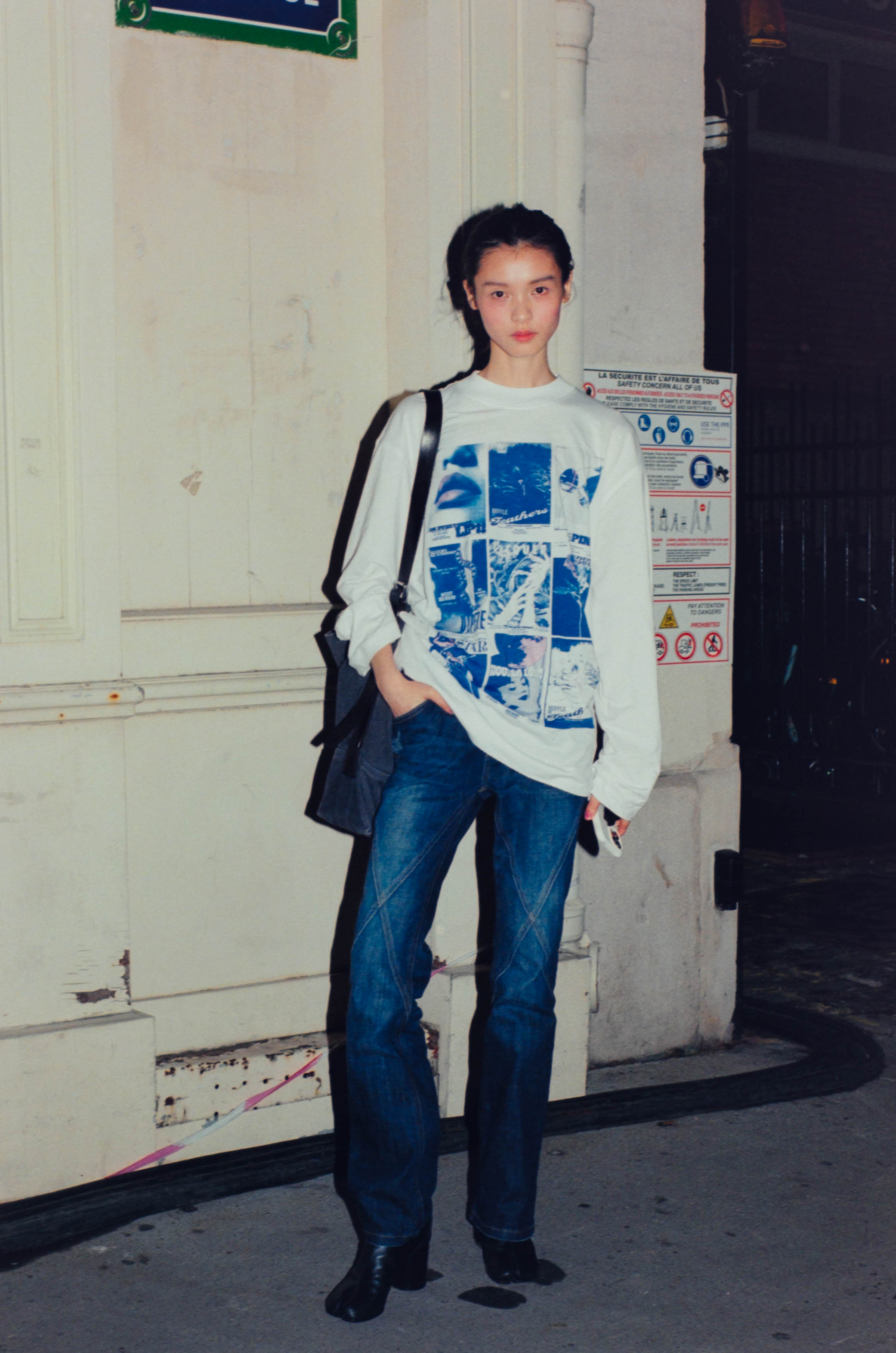 MODELS OFF DUTY – NO REHEARSAL MODELS OFF DUTY – NO REHEARSAL Vanity Teen