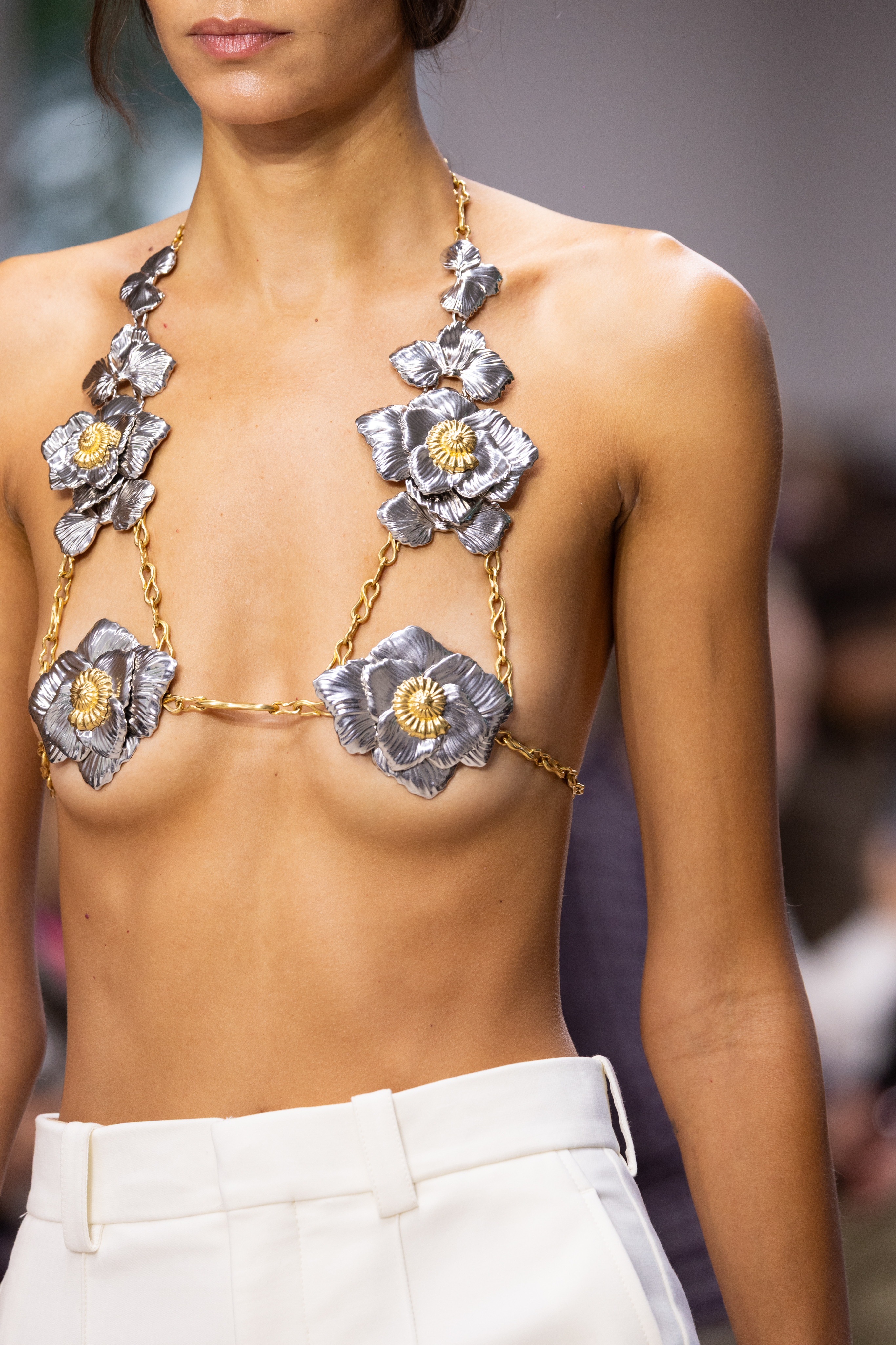 Chloé Spring Summer 2027: why we think it is still Fashion’s Ultimate Bohemian Dream Vanity Teen Chloé Spring Summer 2027: why we think it is still Fashion’s Ultimate Bohemian Dream Chloé Spring Summer 2027: why we think it is still Fashion’s Ultimate Bohemian Dream Vanity Teen