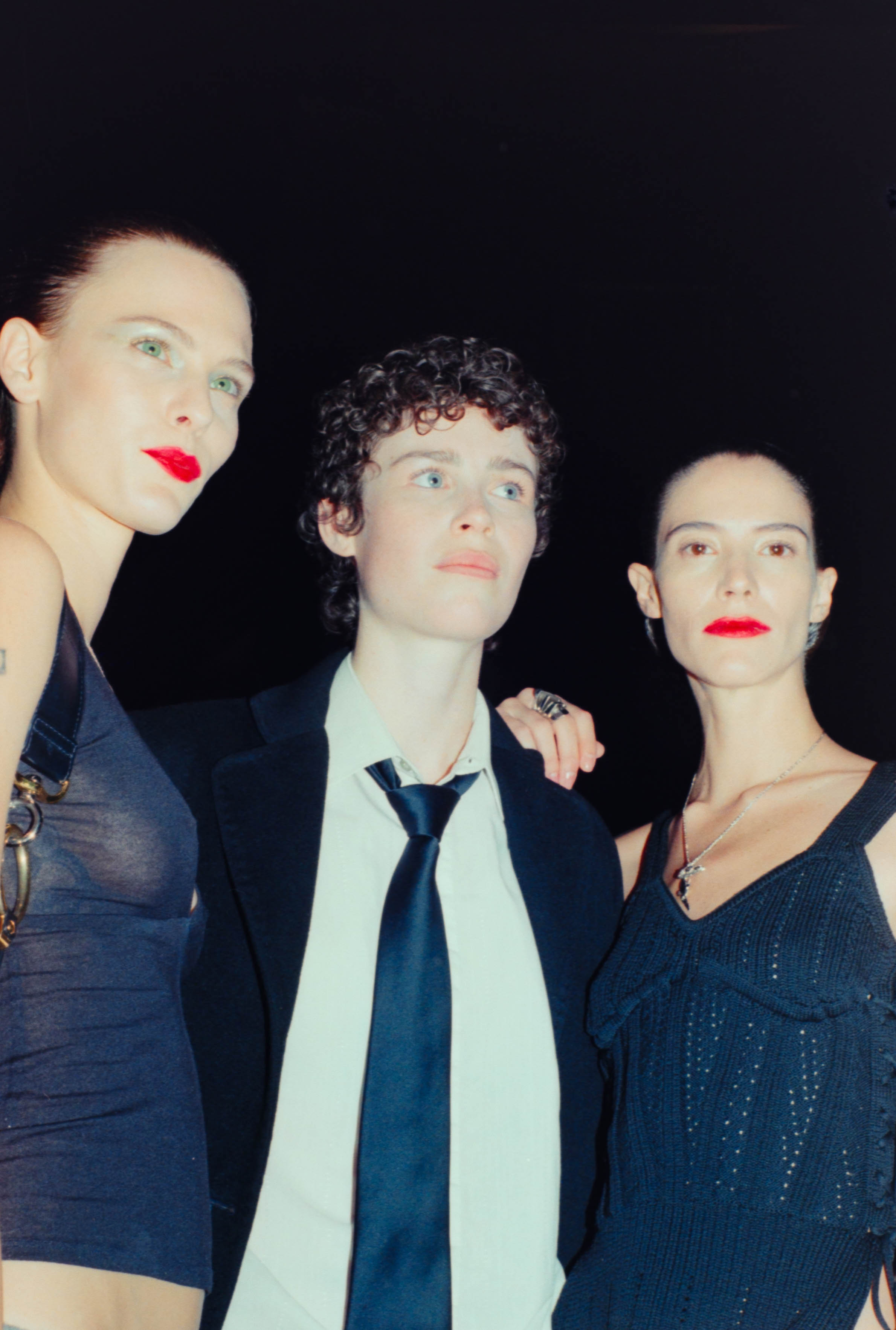 MODELS OFF DUTY – NO REHEARSAL MODELS OFF DUTY – NO REHEARSAL Vanity Teen