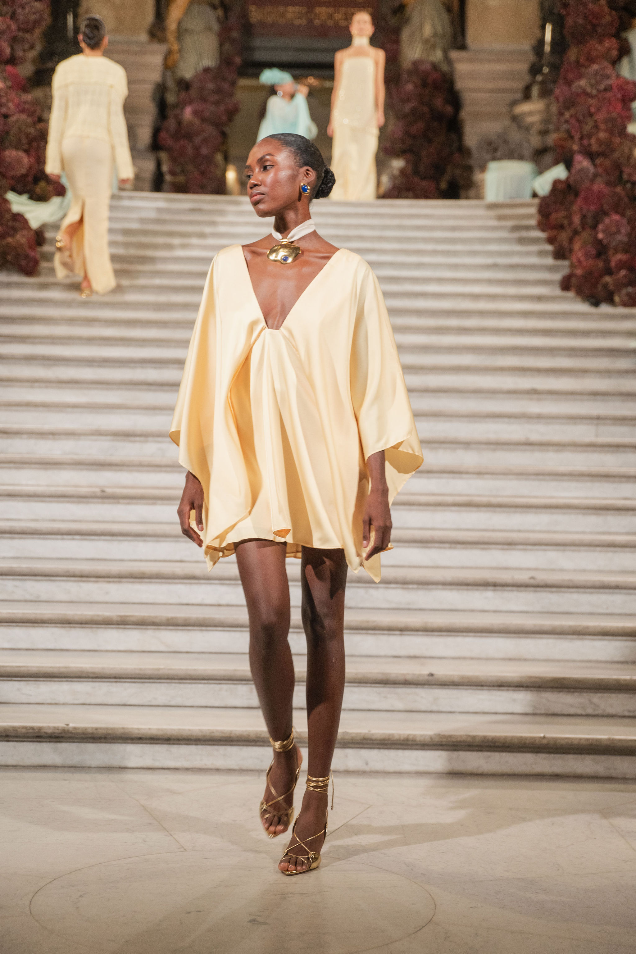 BAOBAB RESORT 2027 - TROPICAL DREAMS, PARISIAN DRAMA BAOBAB RESORT 2027 - TROPICAL DREAMS, PARISIAN DRAMA Vanity Teen