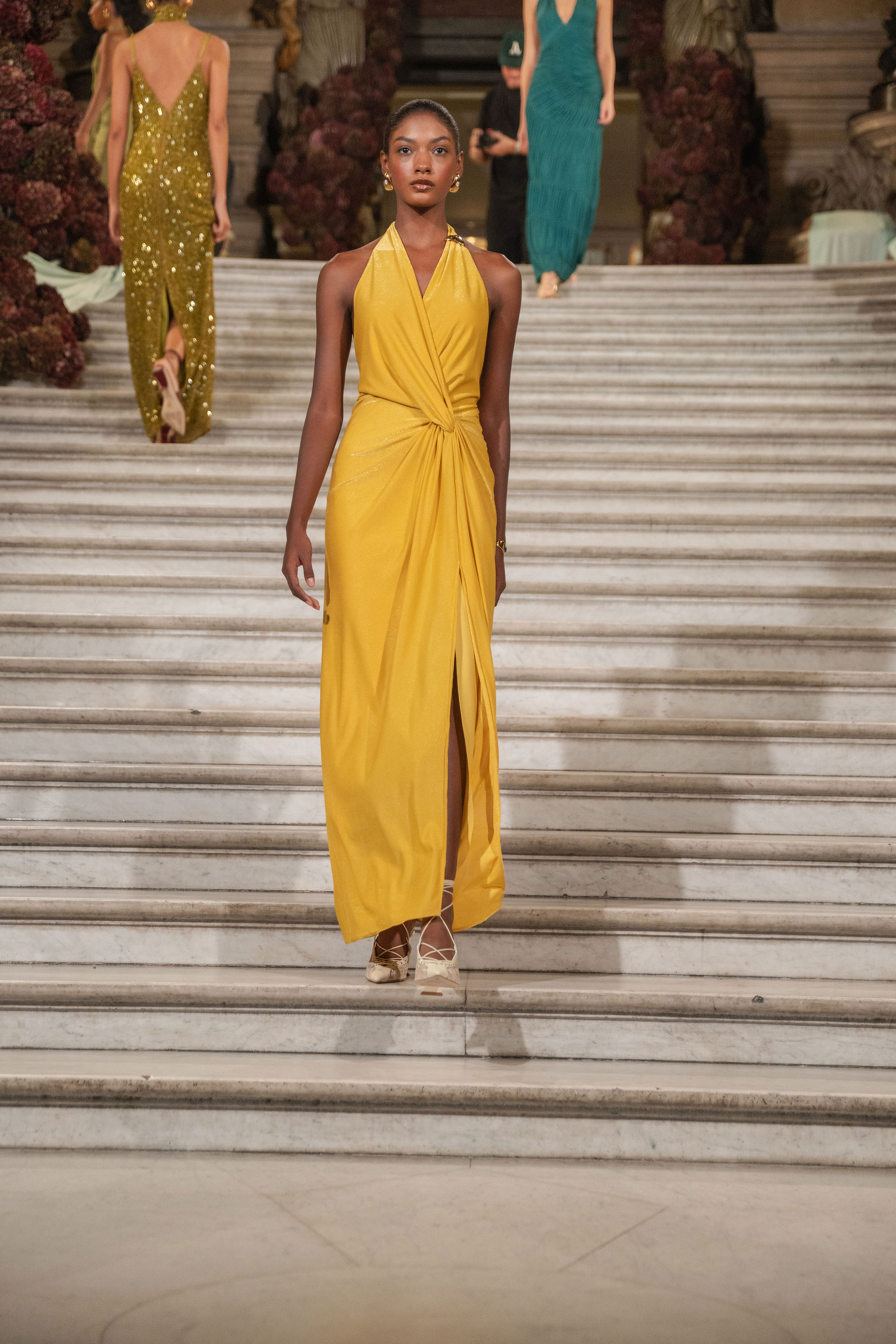 BAOBAB RESORT 2027 - TROPICAL DREAMS, PARISIAN DRAMA BAOBAB RESORT 2027 - TROPICAL DREAMS, PARISIAN DRAMA Vanity Teen